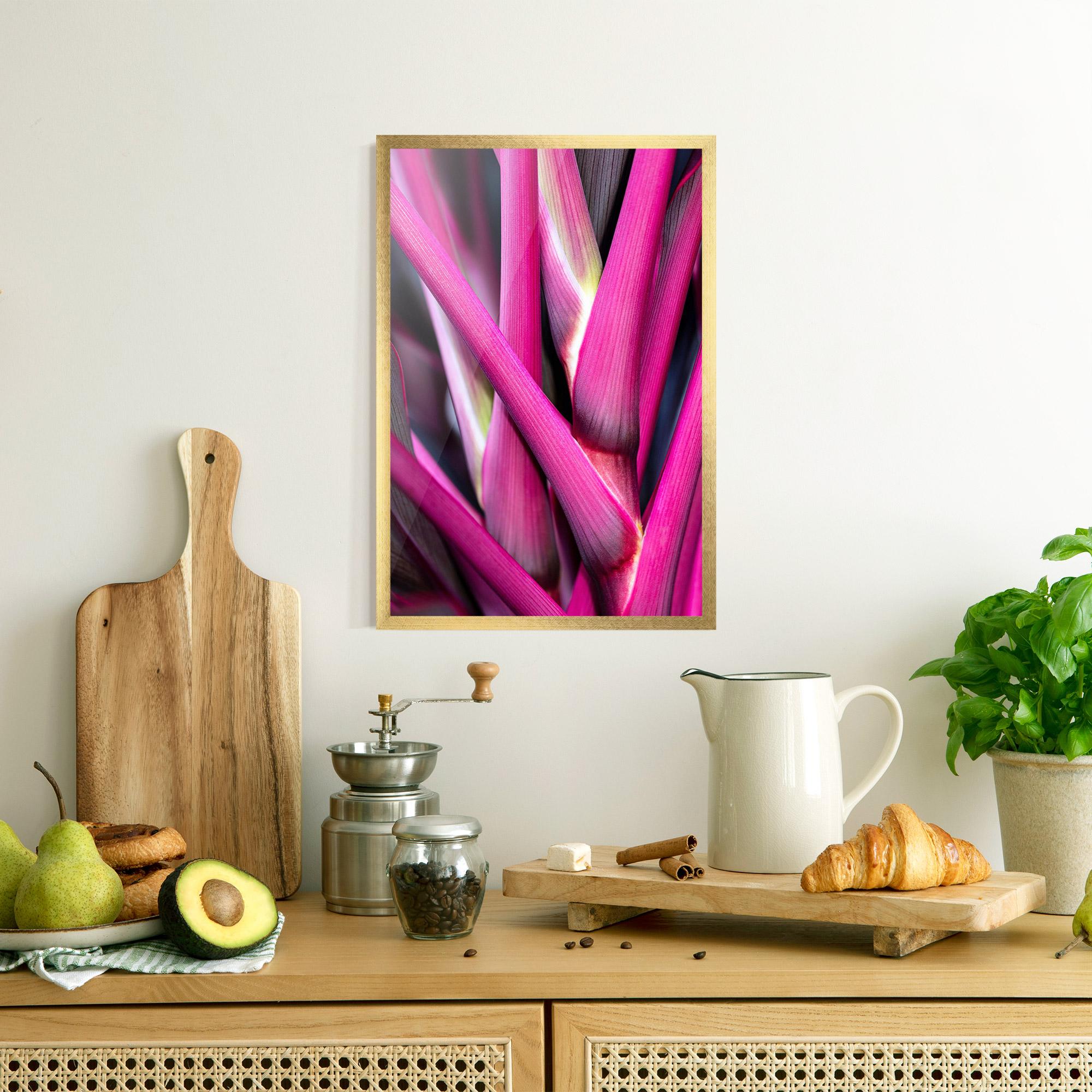 Gerahmte Poster Purple Exotic Plant mockup 8