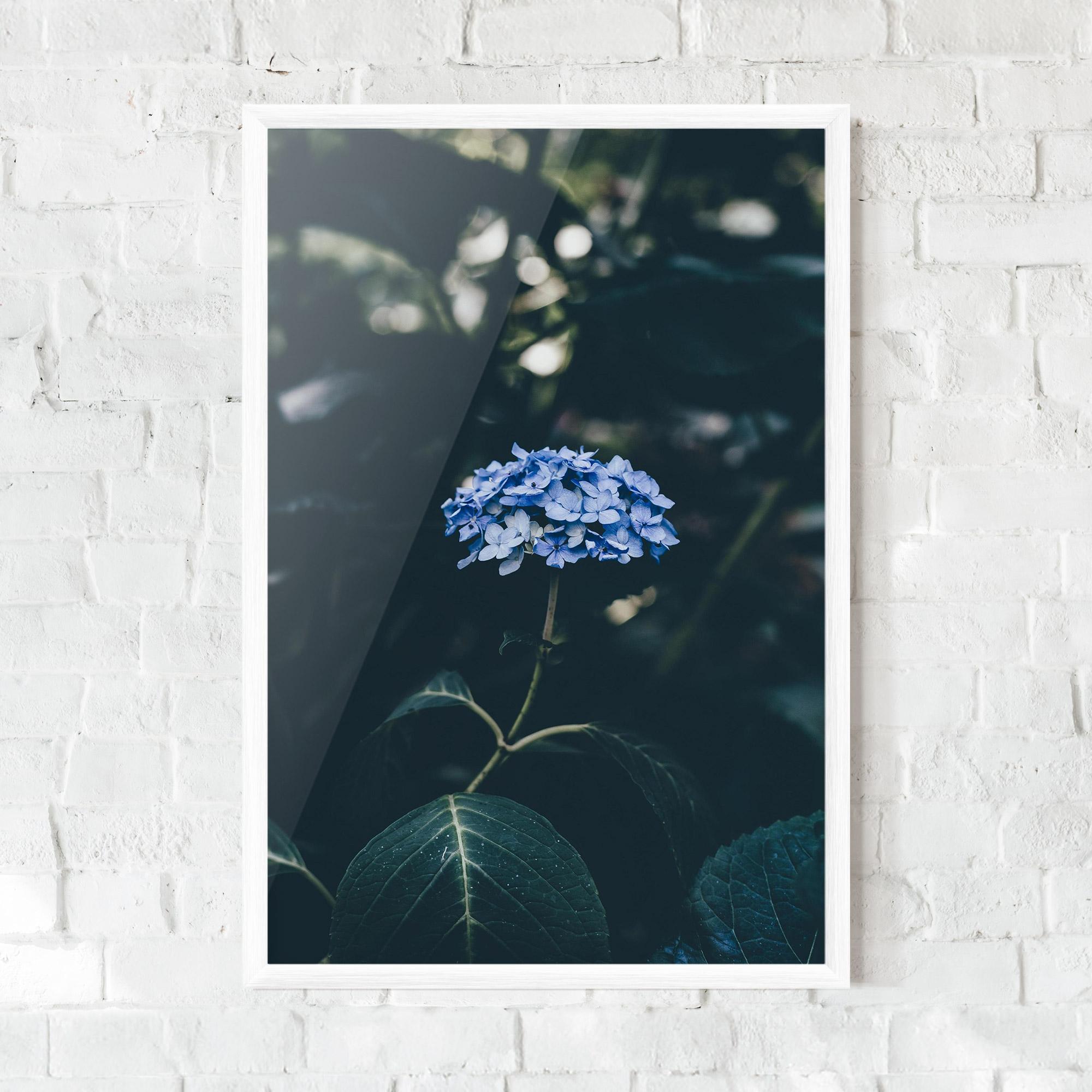 Gerahmte Poster Forest Blue Flower mockup 0