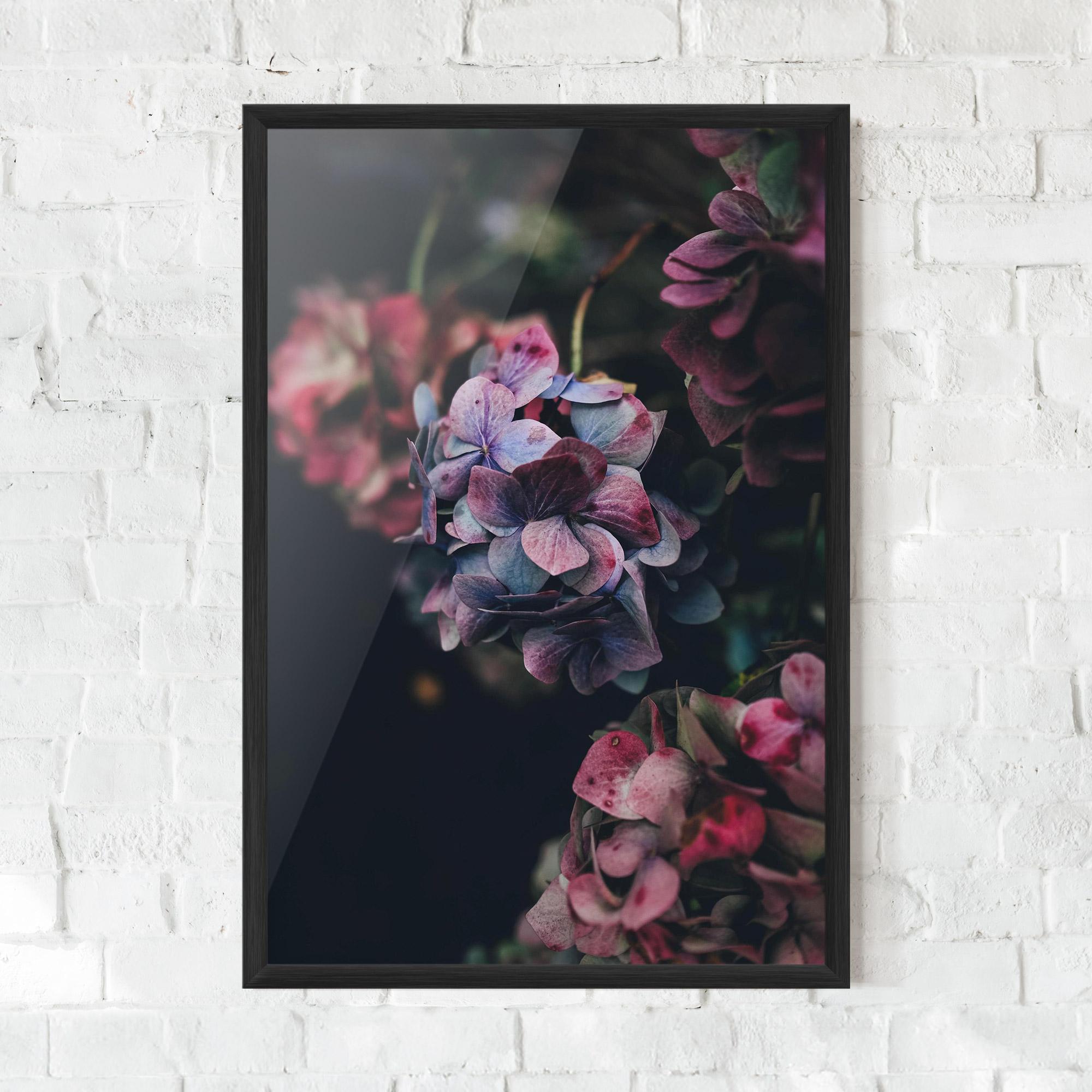 Gerahmte Poster Red Pink Flower mockup 0