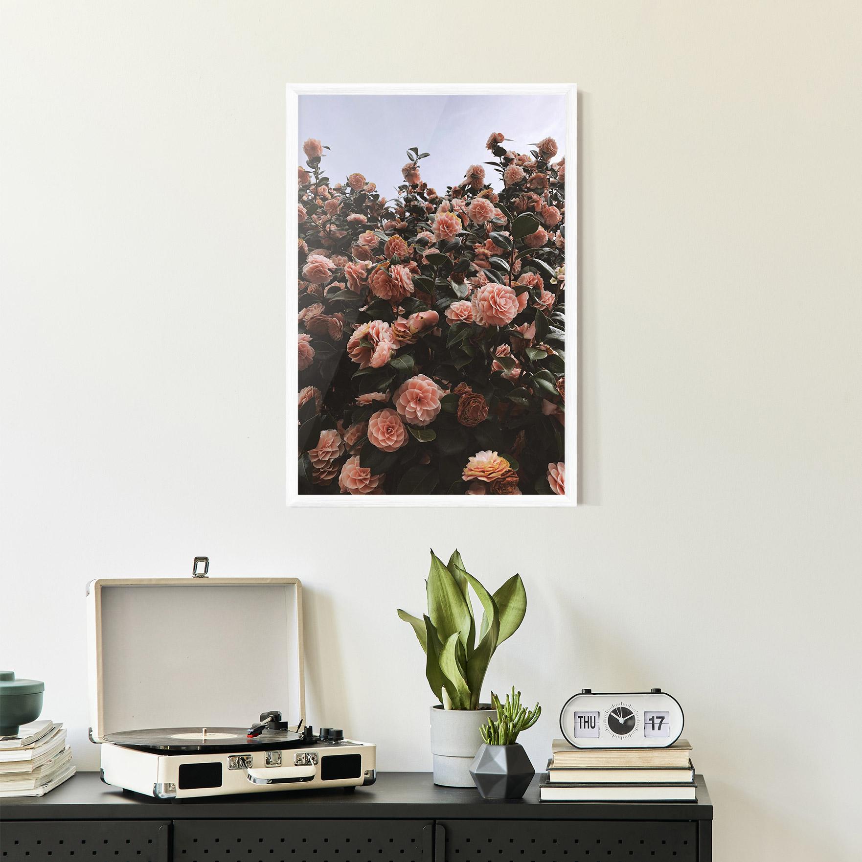 Gerahmte Poster Rose Wild Wall mockup 2