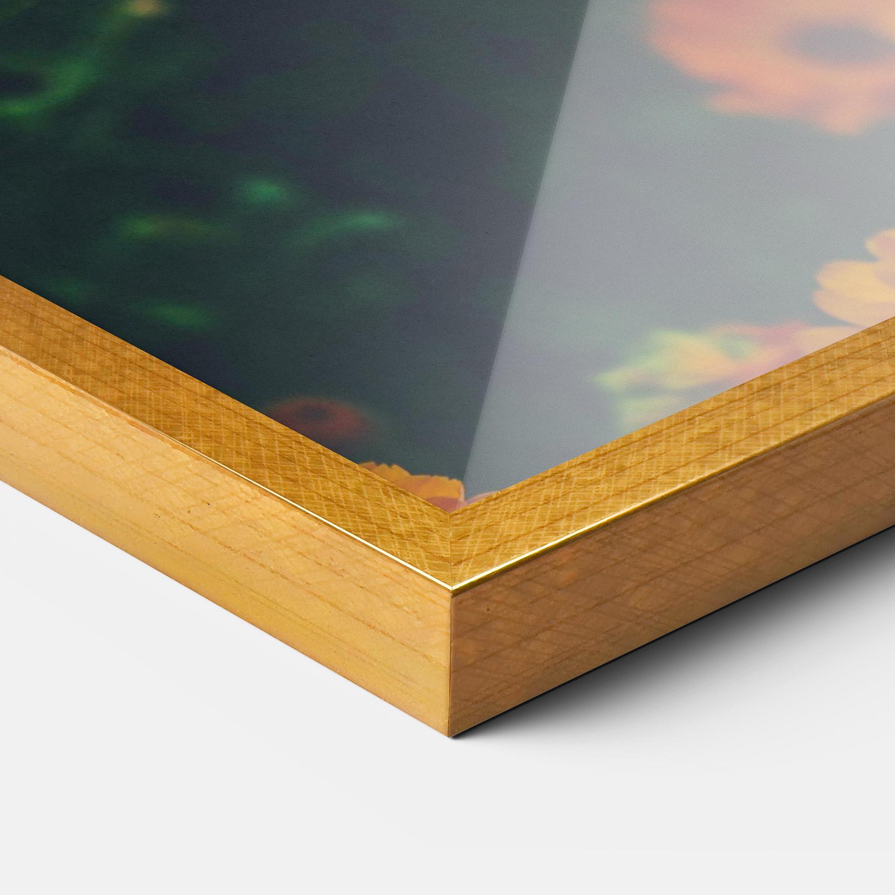 Gerahmte Poster Garden Orange Flowers mockup 3