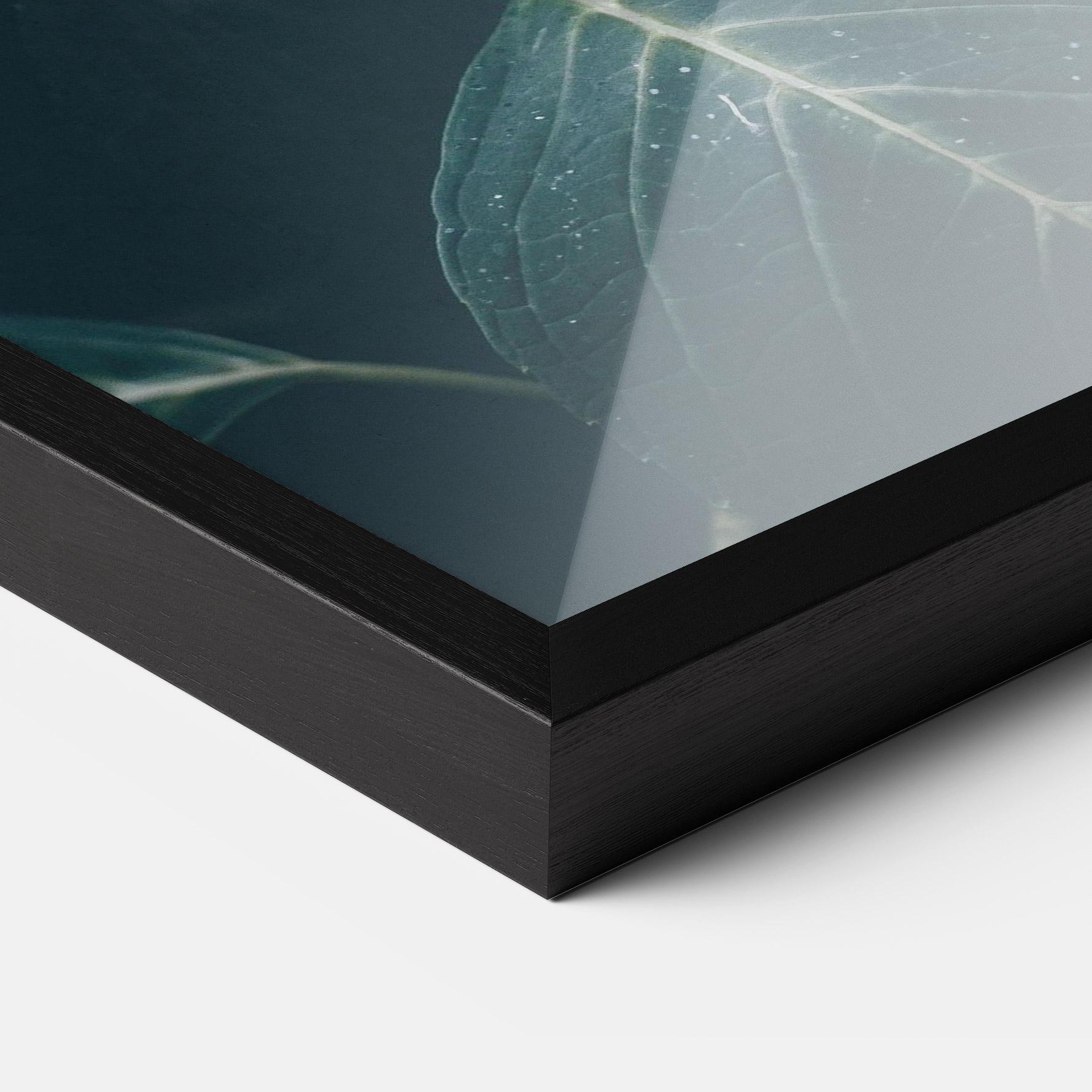 Gerahmte Poster Forest Blue Flower mockup 3