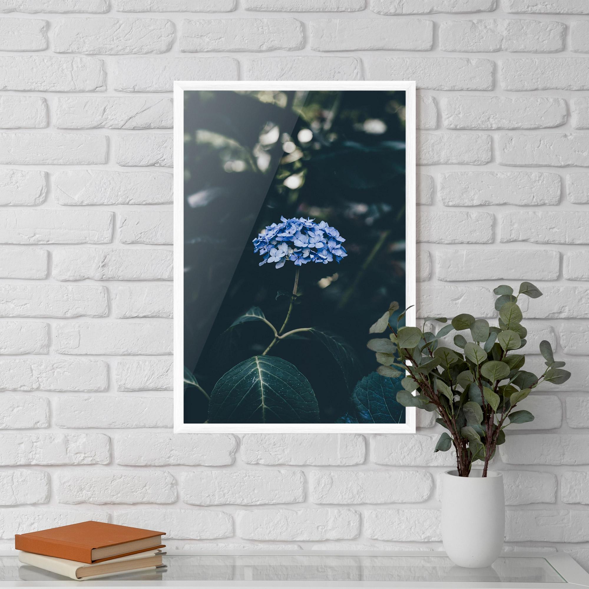 Gerahmte Poster Forest Blue Flower mockup 5