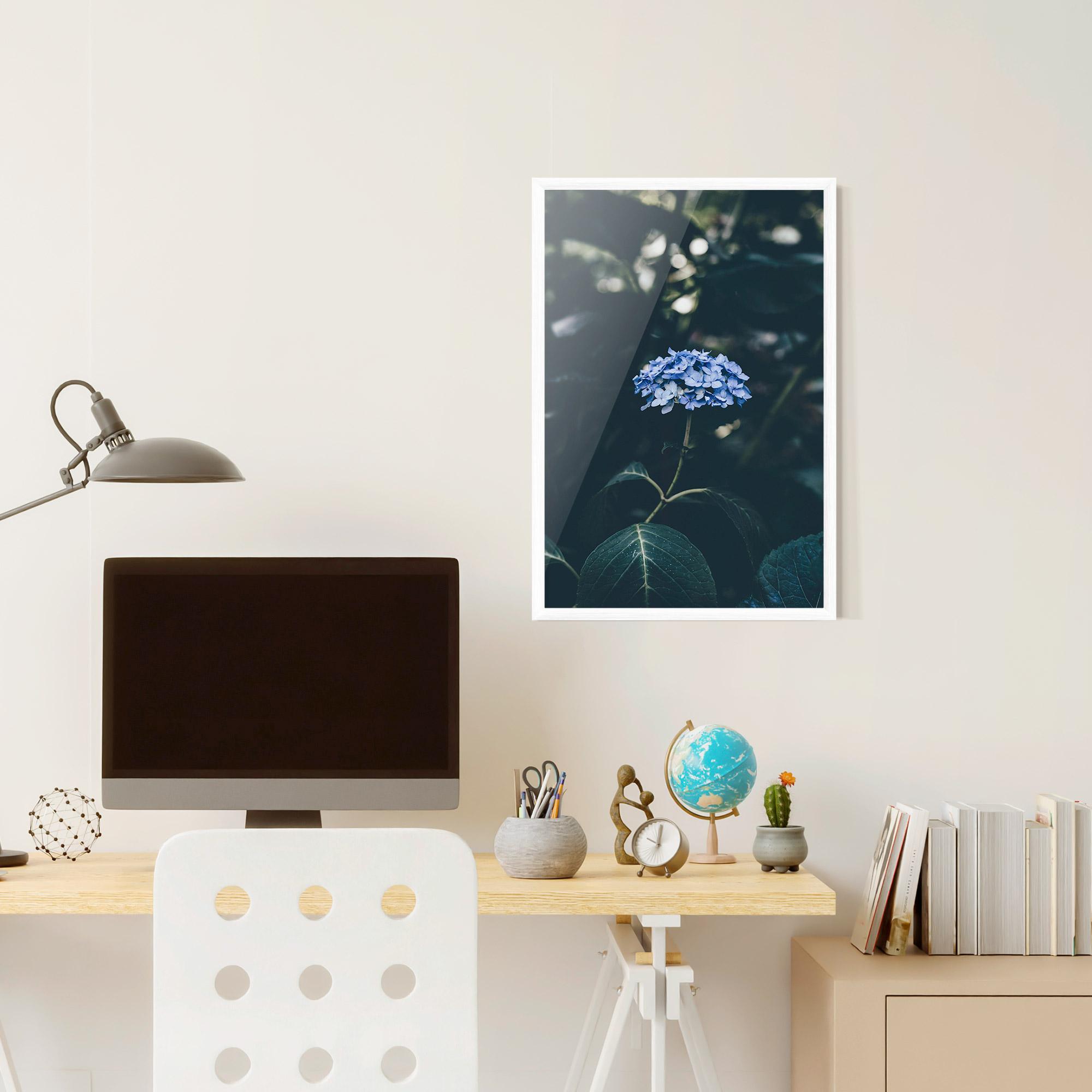 Gerahmte Poster Forest Blue Flower mockup 6