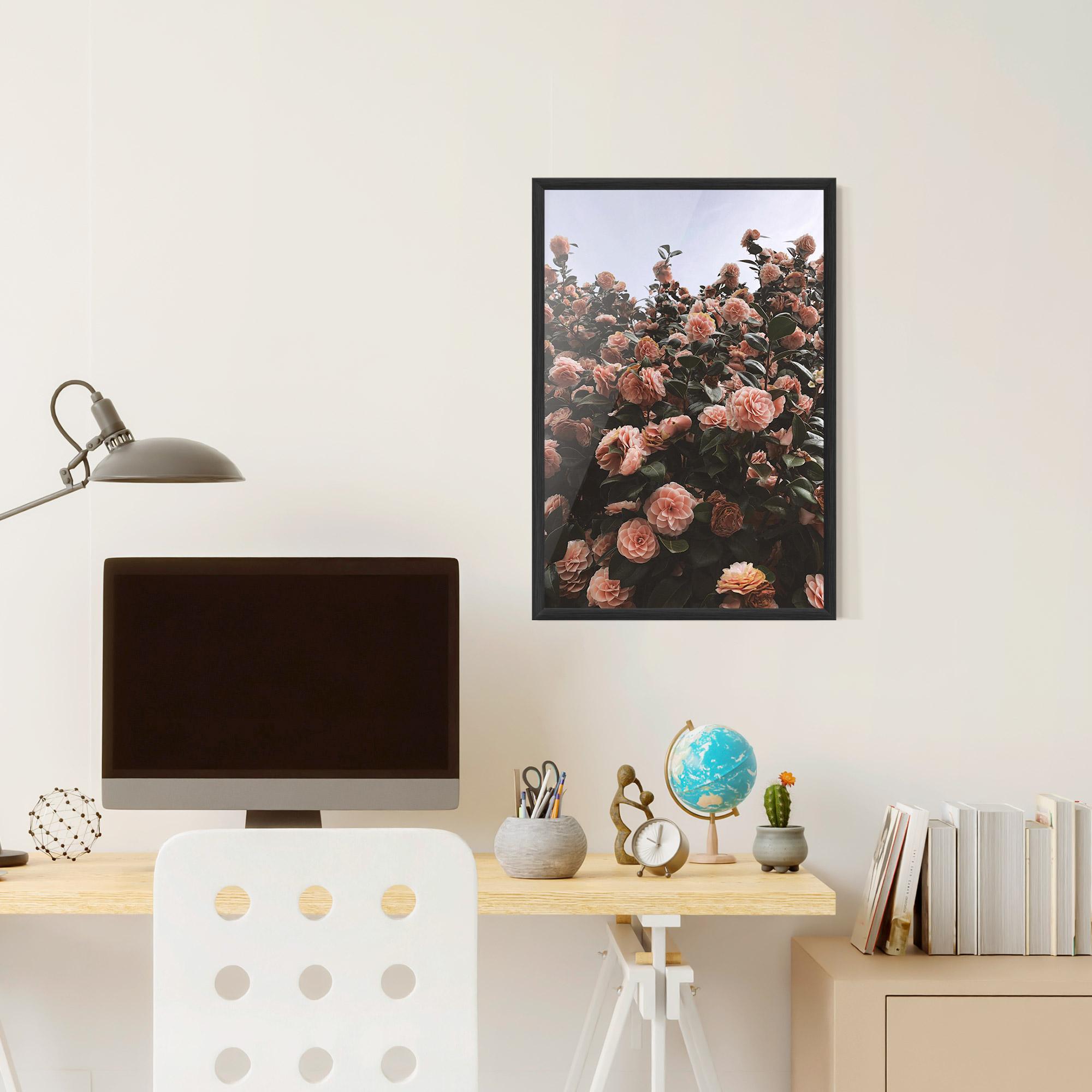 Gerahmte Poster Rose Wild Wall mockup 6