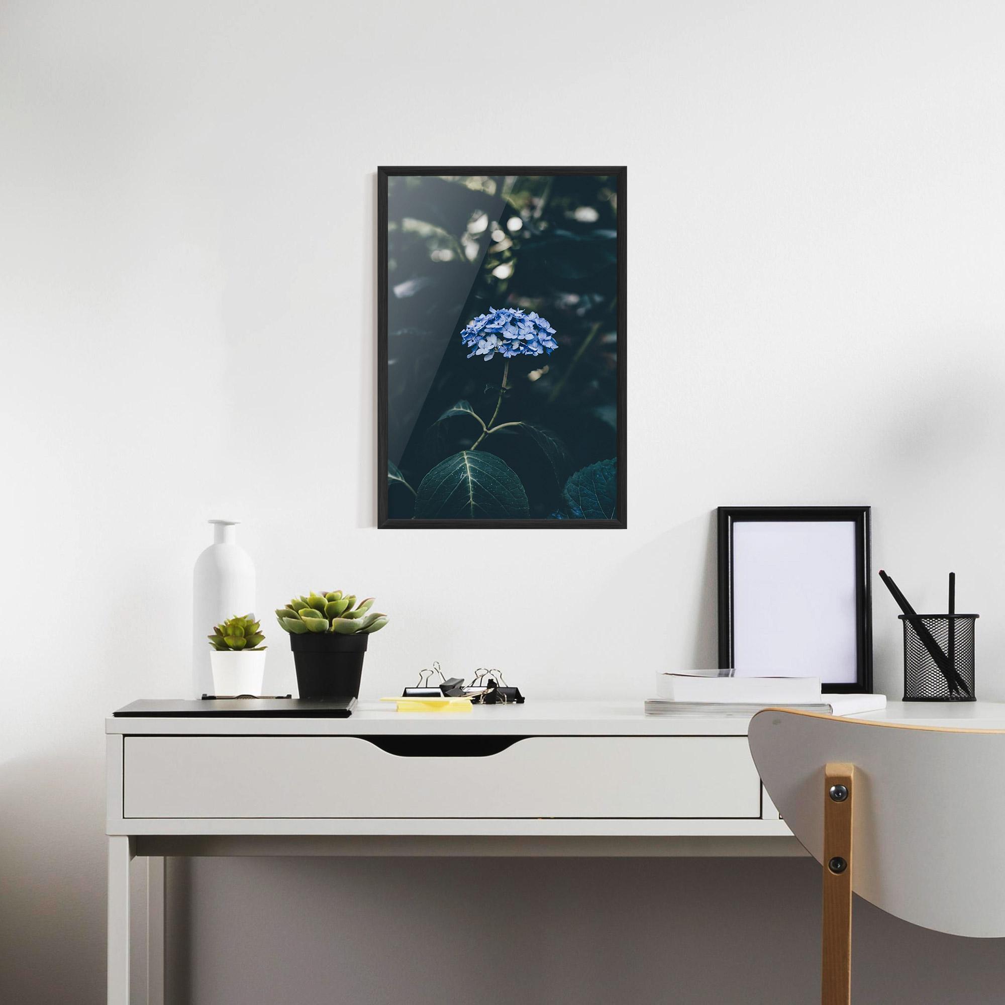 Gerahmte Poster Forest Blue Flower mockup 7
