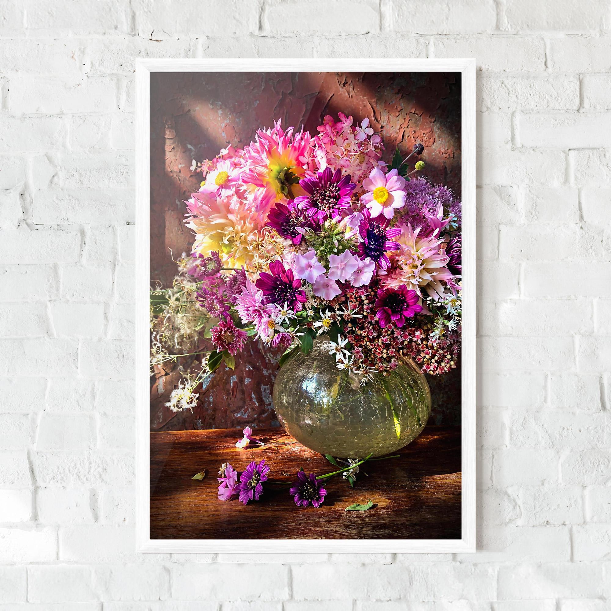 Gerahmte Poster Purple Flowers Vasw mockup 0