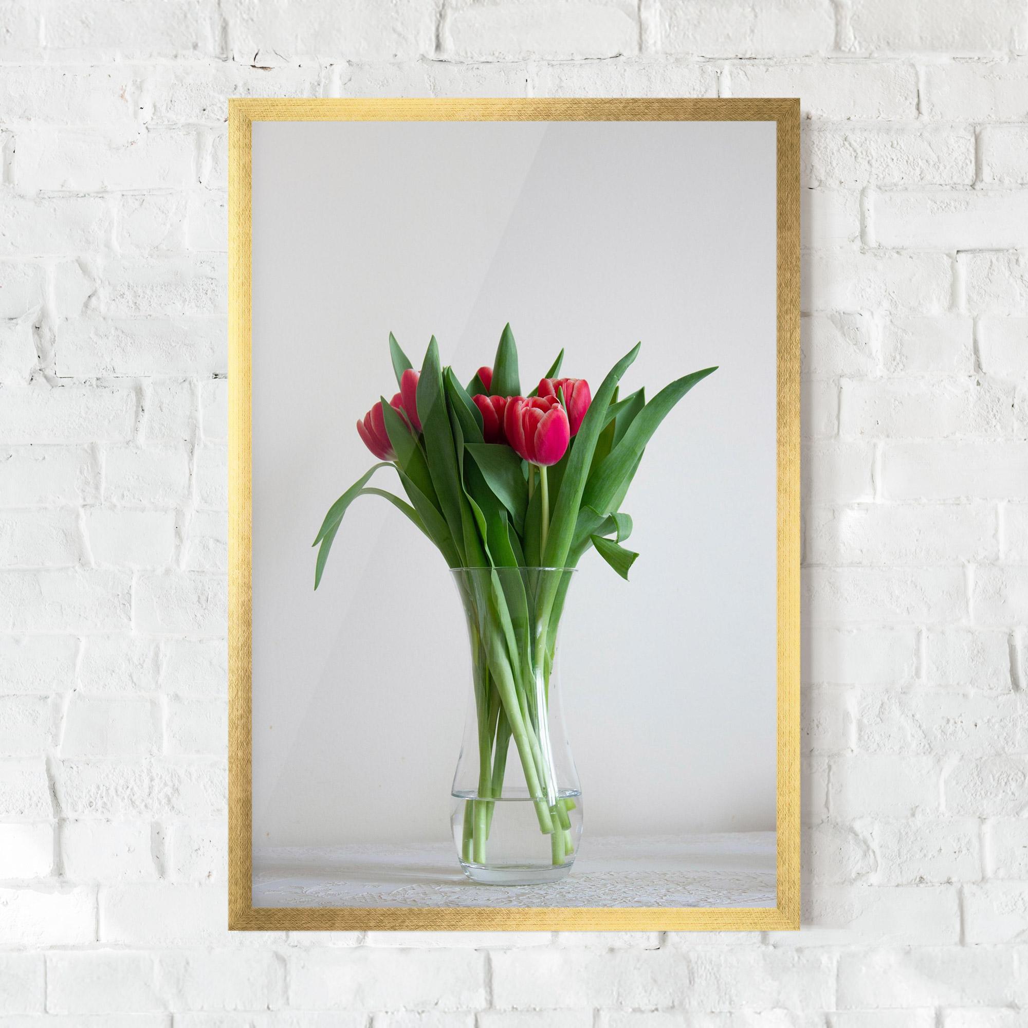 Gerahmte Poster Pretty Tulips Vase mockup 0
