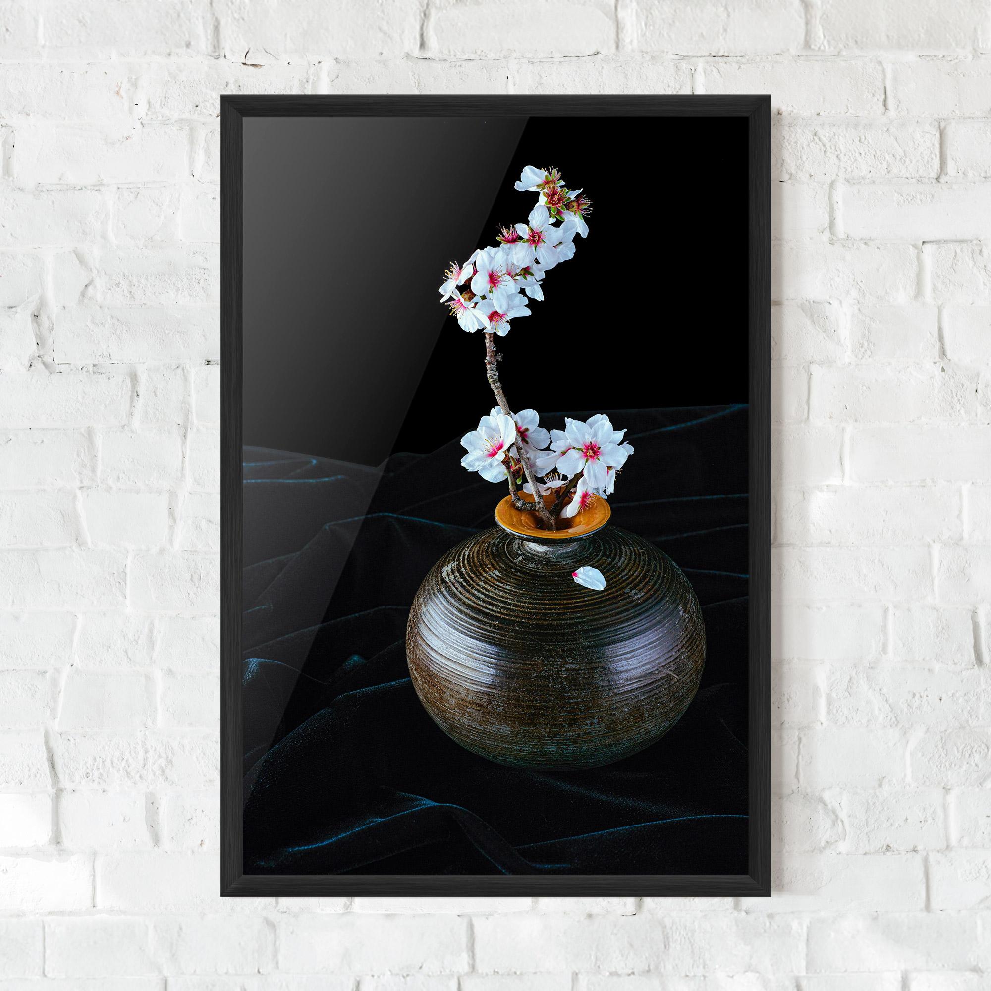 Gerahmte Poster Brown Vase Flowers mockup 0
