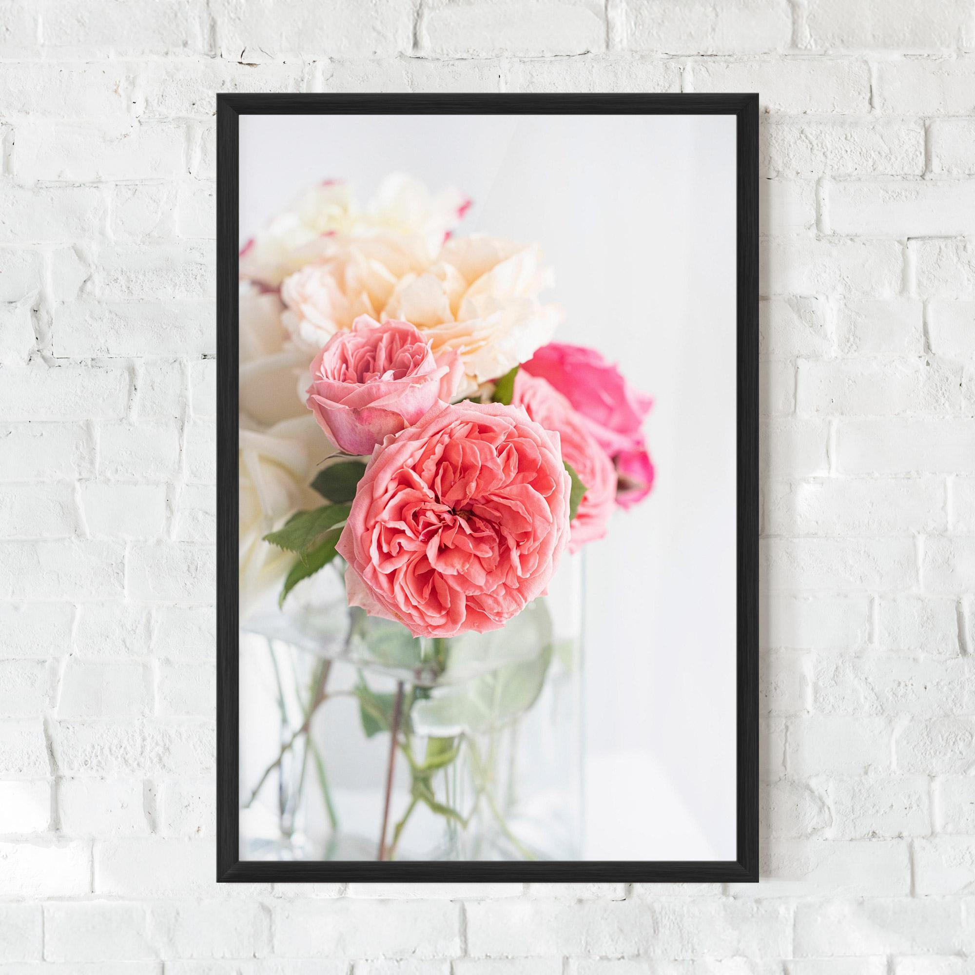 Gerahmte Poster Pink Rose Vase mockup 0