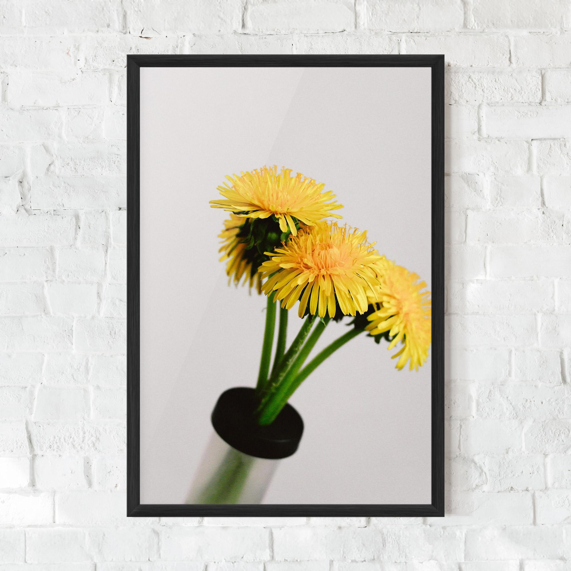 Gerahmte Poster Yellow mockup 0