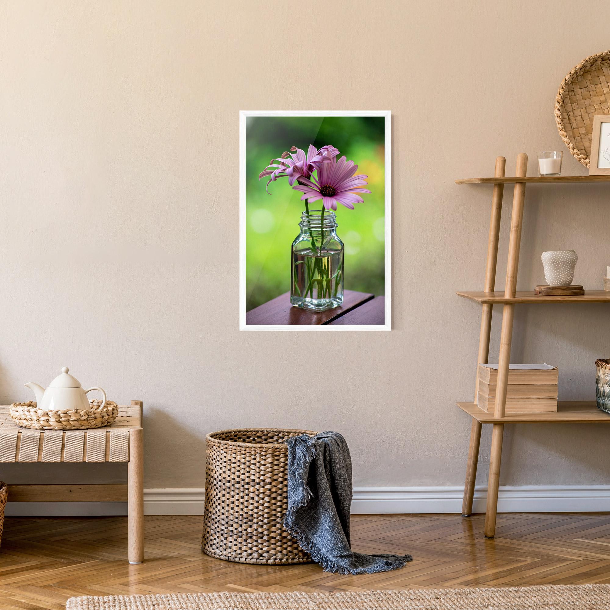 Gerahmte Poster Pink Flower Vase mockup 9