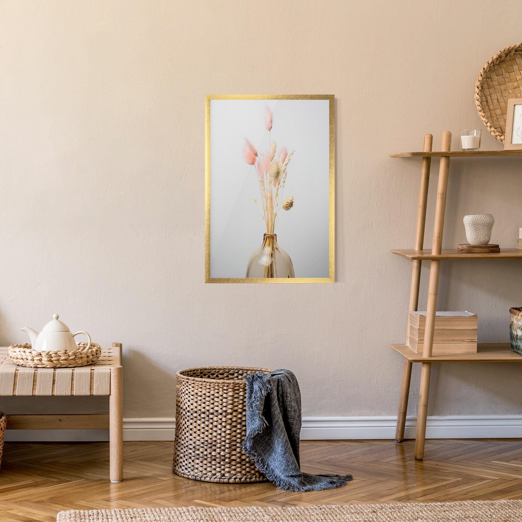 Gerahmte Poster Pink Cream Flower Vase mockup 9