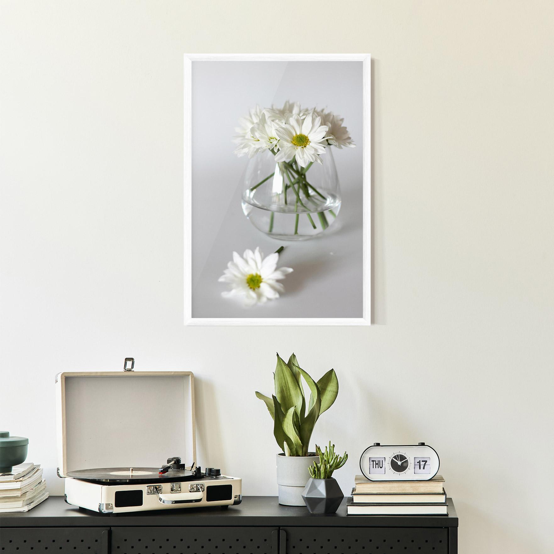 Gerahmte Poster Transparent Vase mockup 2