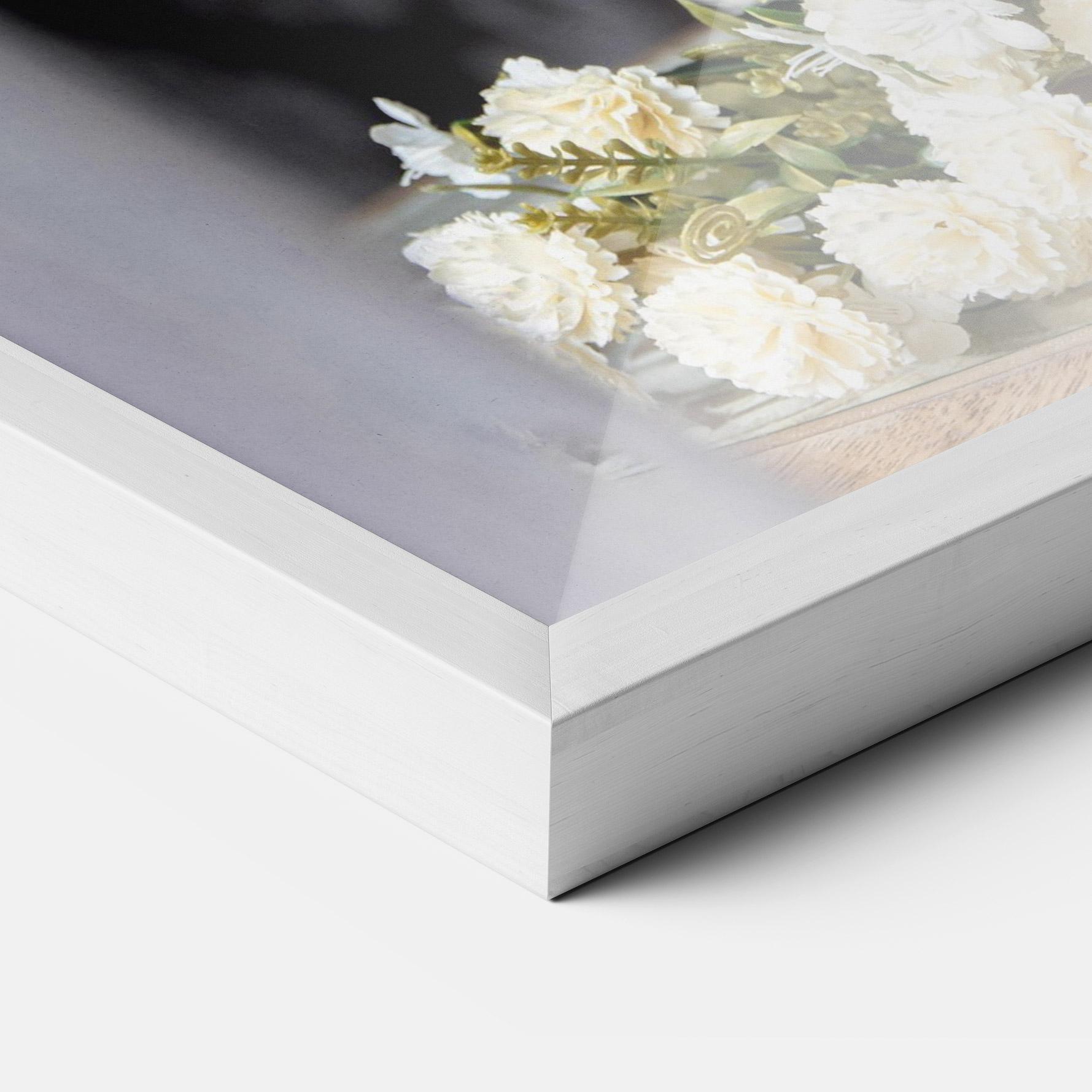 Gerahmte Poster Blue Patern Vase mockup 3