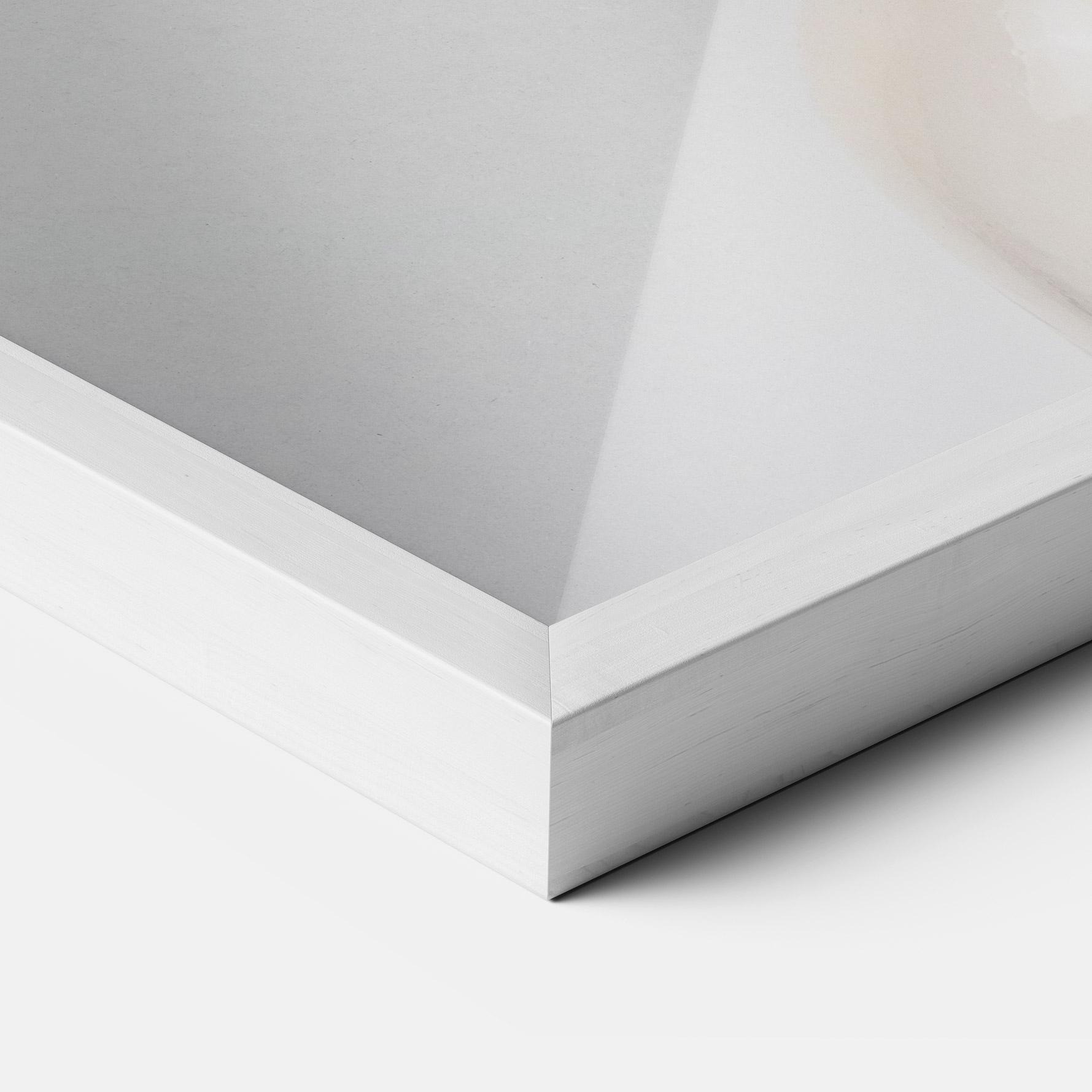 Gerahmte Poster Pink Cream Flower Vase mockup 3