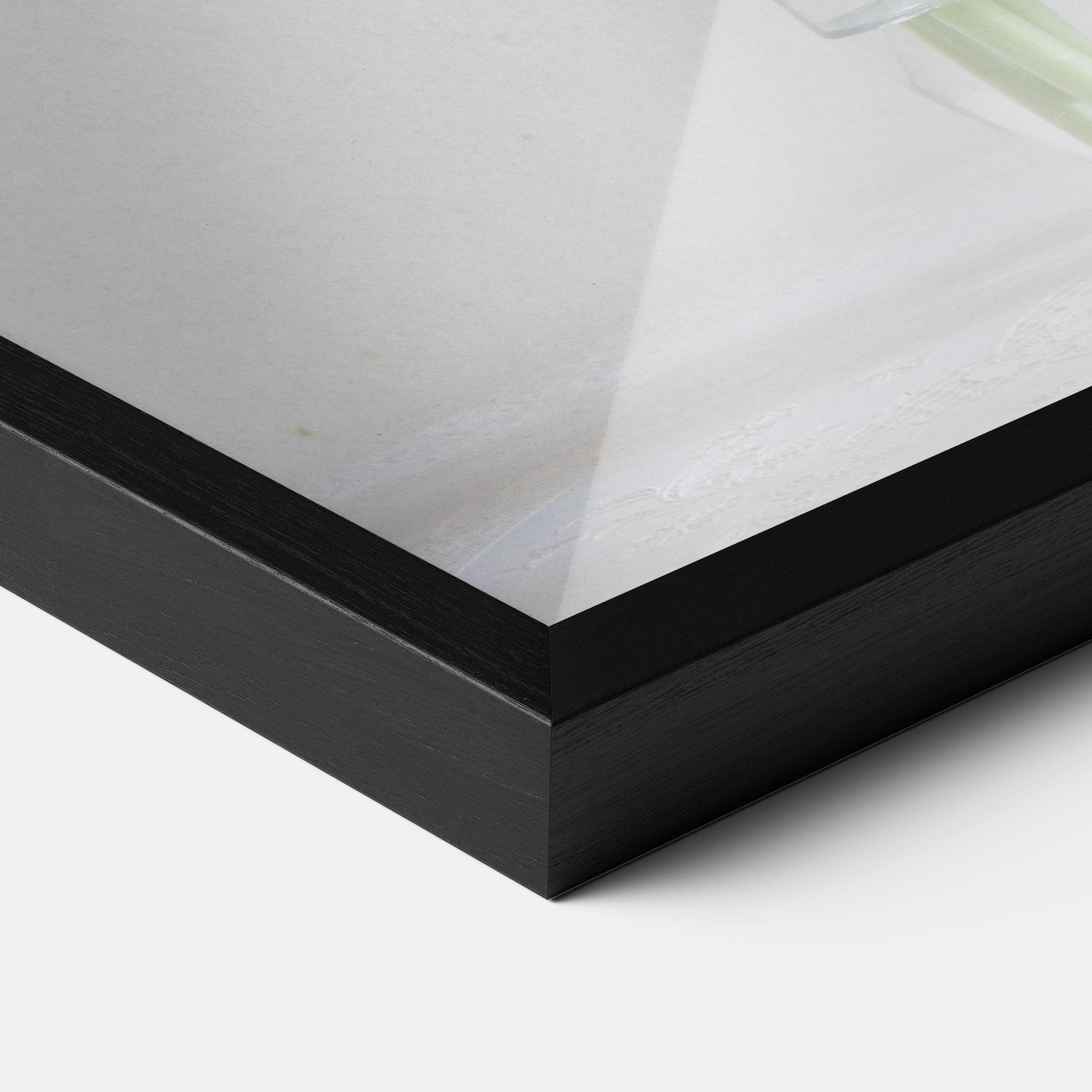 Gerahmte Poster Pretty Tulips Vase mockup 3