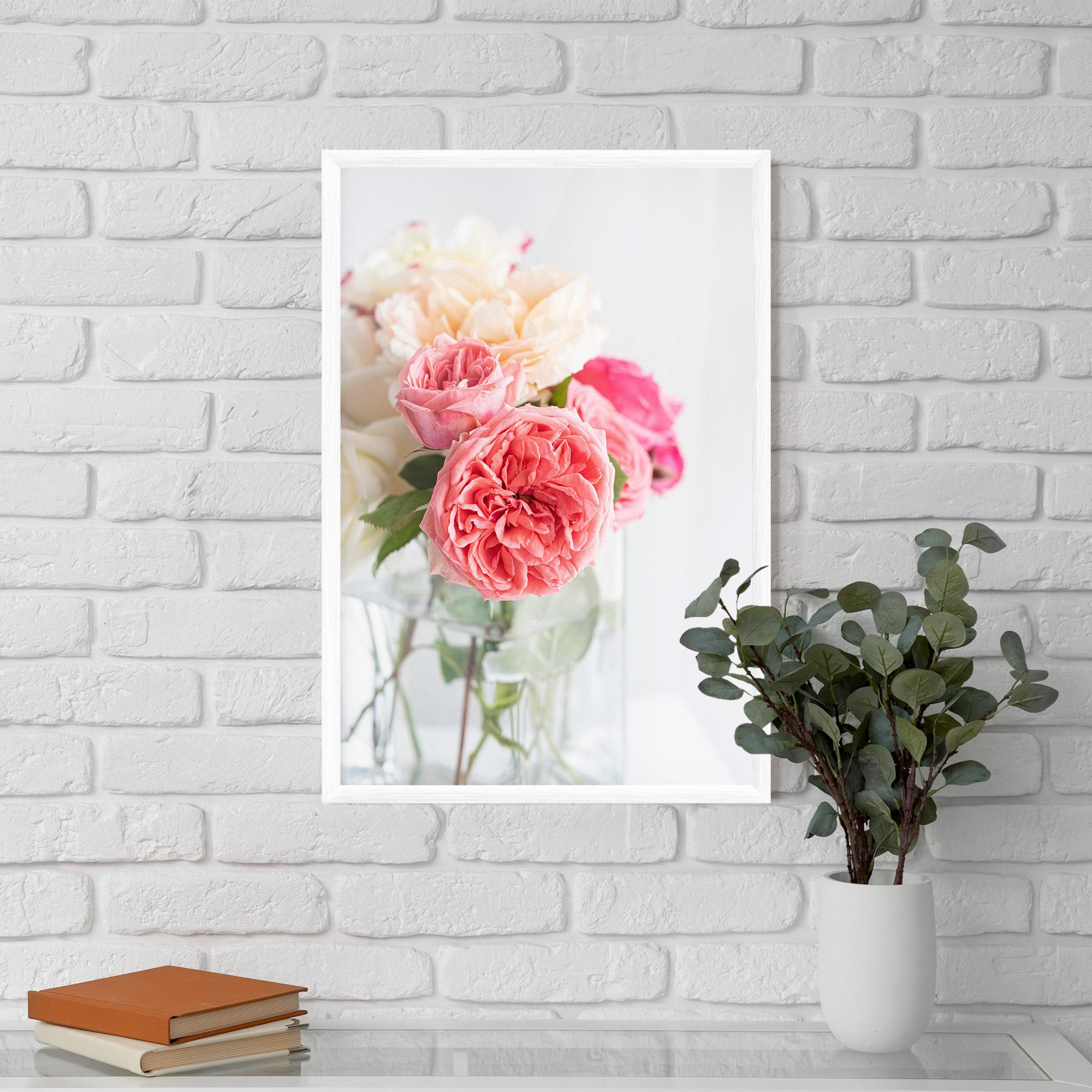 Gerahmte Poster Pink Rose Vase mockup 5