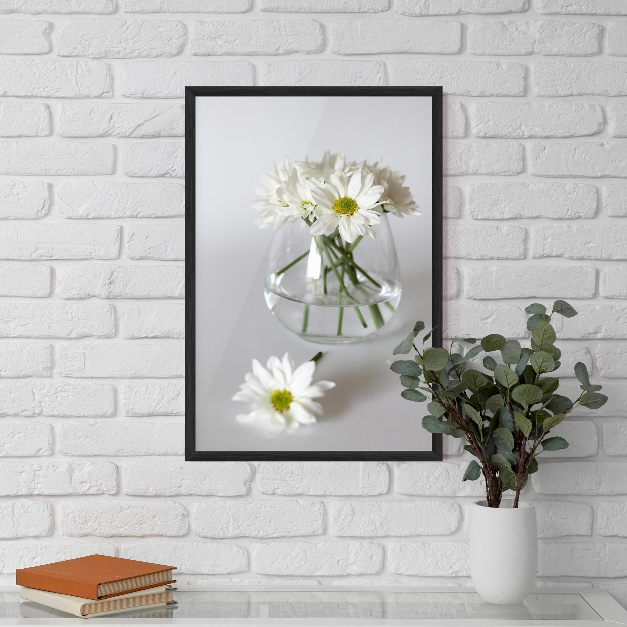 Gerahmte Poster Transparent Vase mockup 5