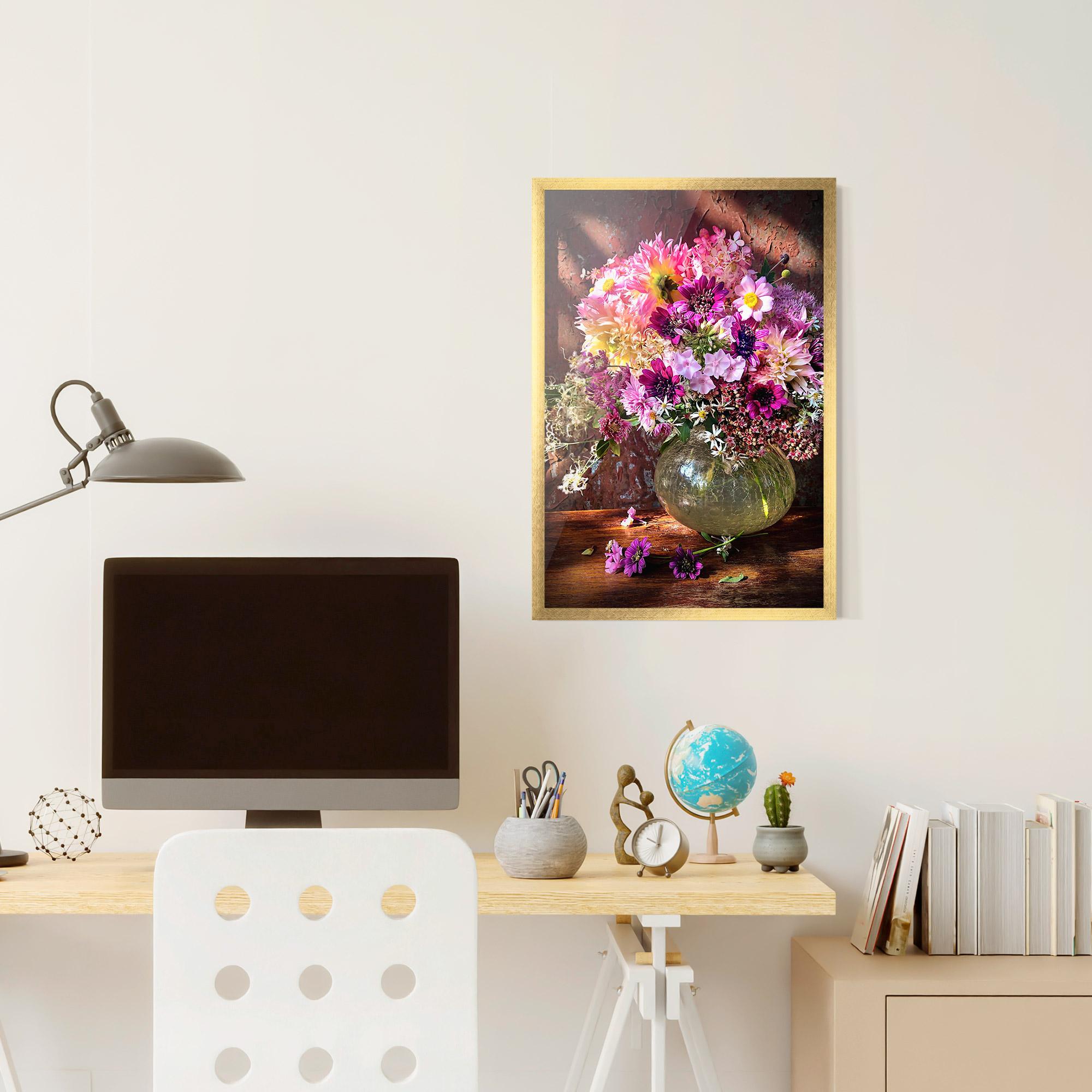 Gerahmte Poster Purple Flowers Vasw mockup 6