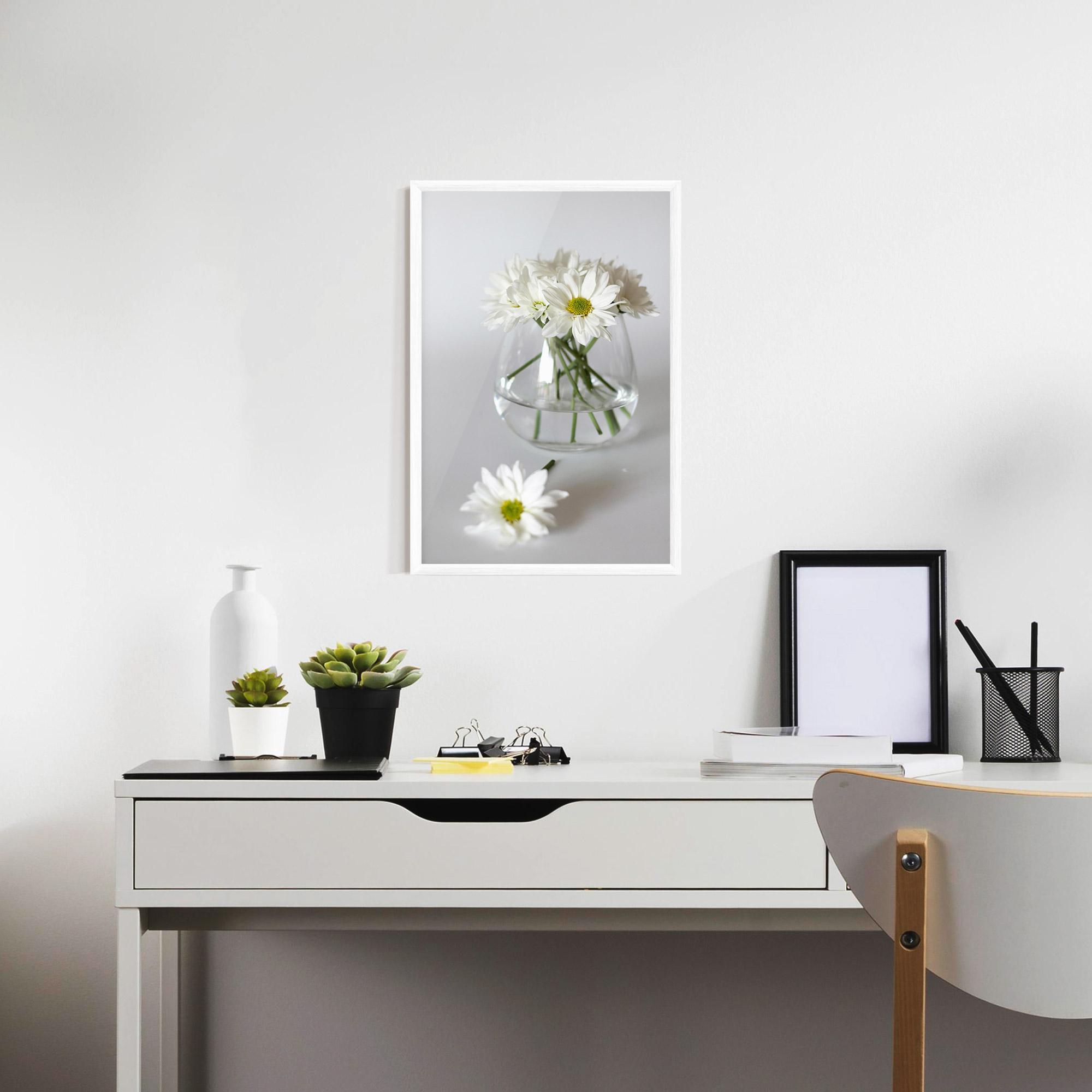Gerahmte Poster Transparent Vase mockup 7