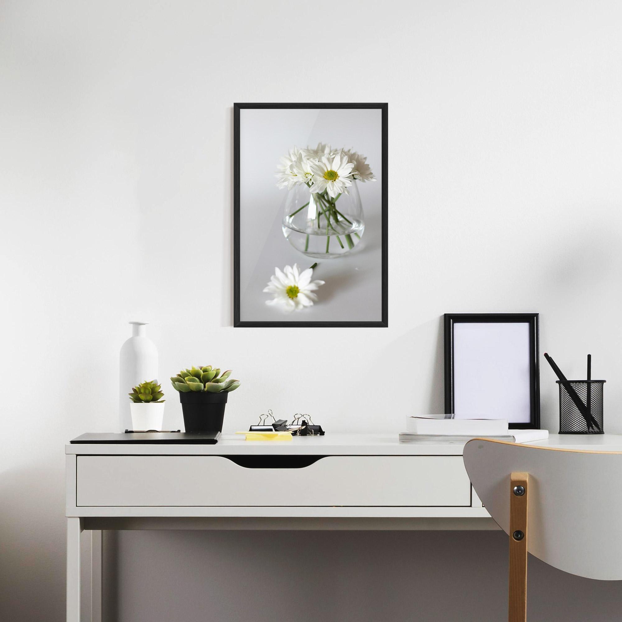 Gerahmte Poster Transparent Vase mockup 7