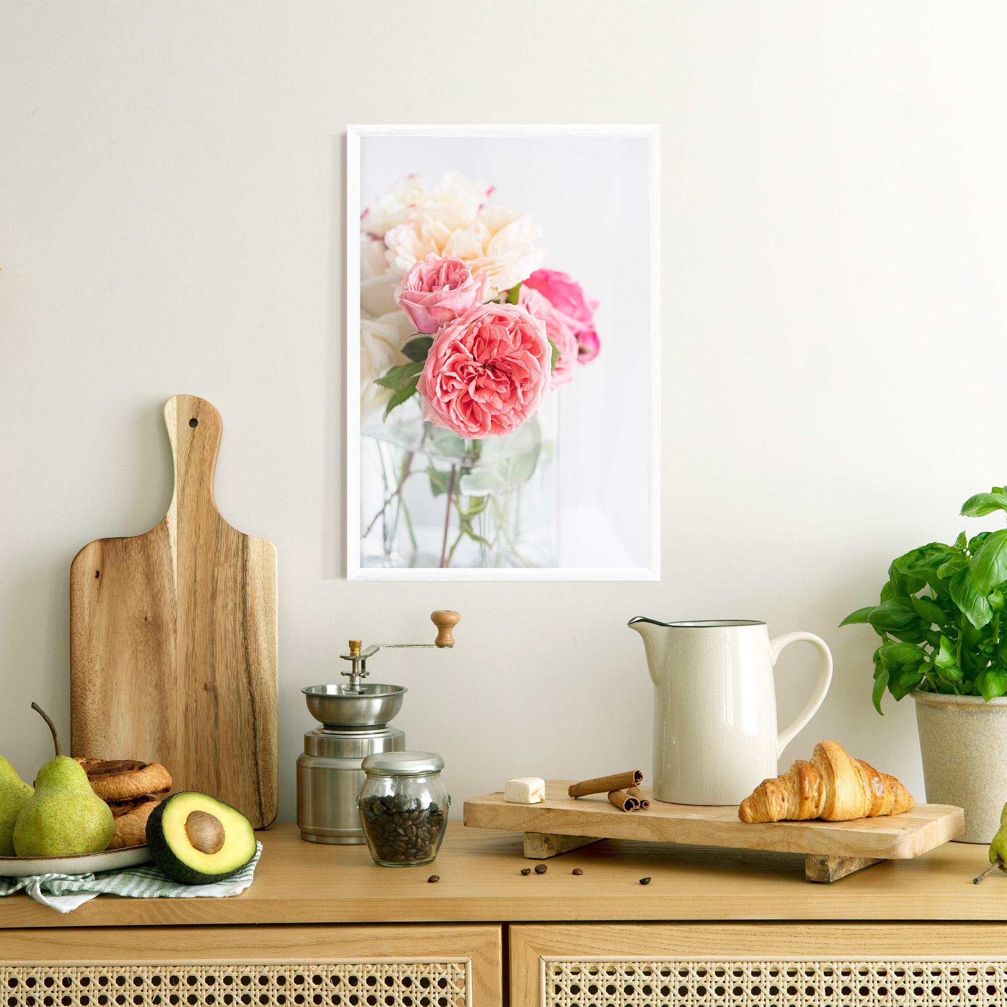 Gerahmte Poster Pink Rose Vase mockup 8