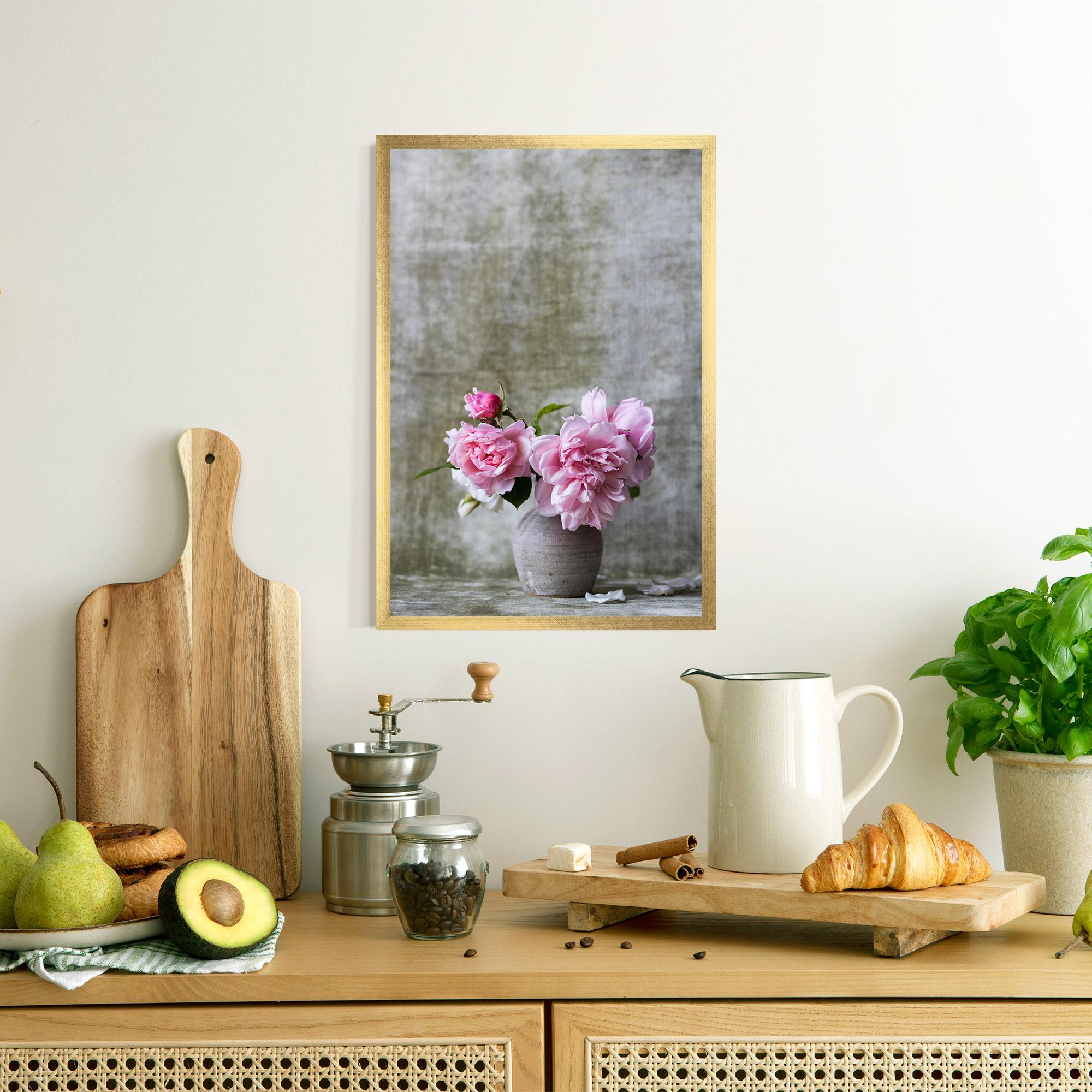 Gerahmte Poster Rose Vase mockup 8