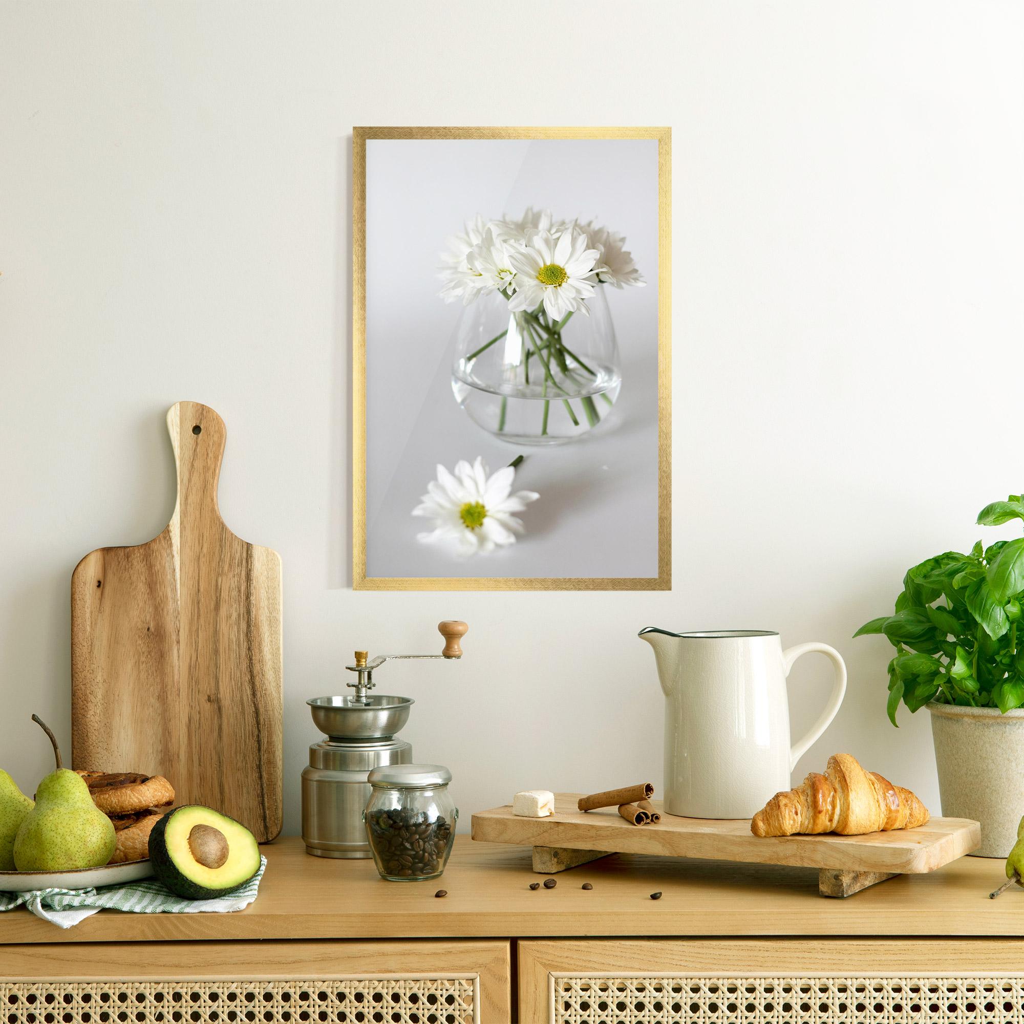 Gerahmte Poster Transparent Vase mockup 8