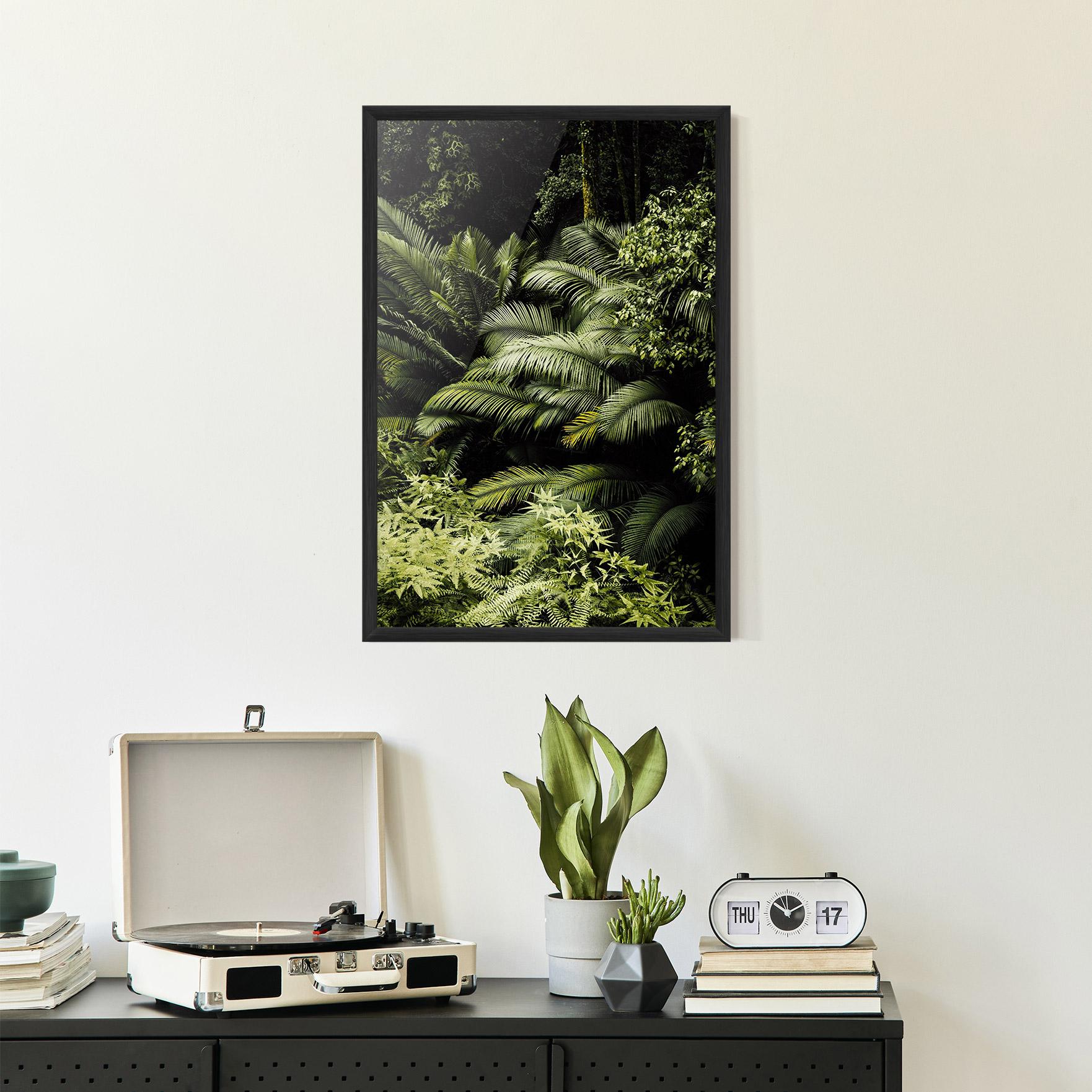 Gerahmte Poster Into The Jungle mockup 2