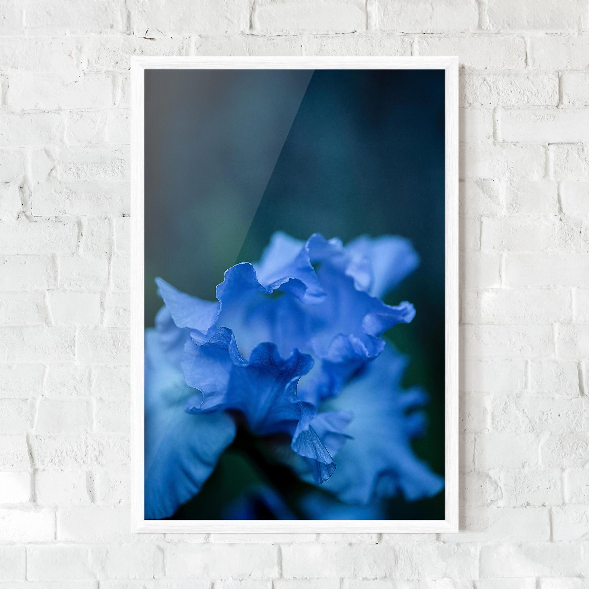Gerahmte Poster Ocean Blue Iris mockup 0
