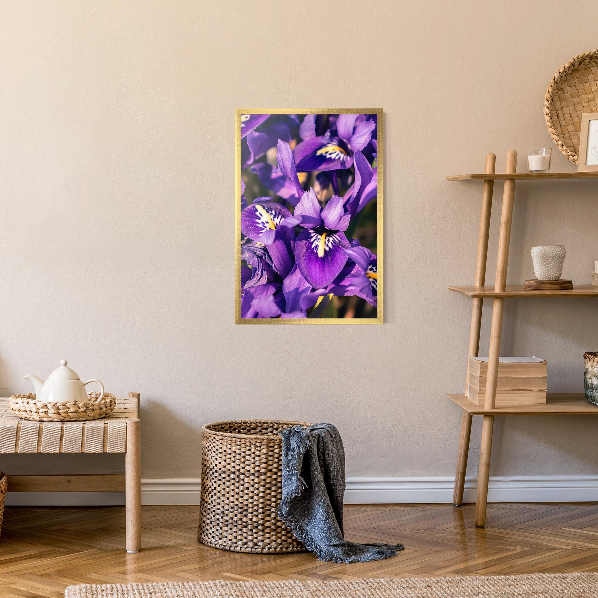 Gerahmte Poster Small Purple Iris mockup 9