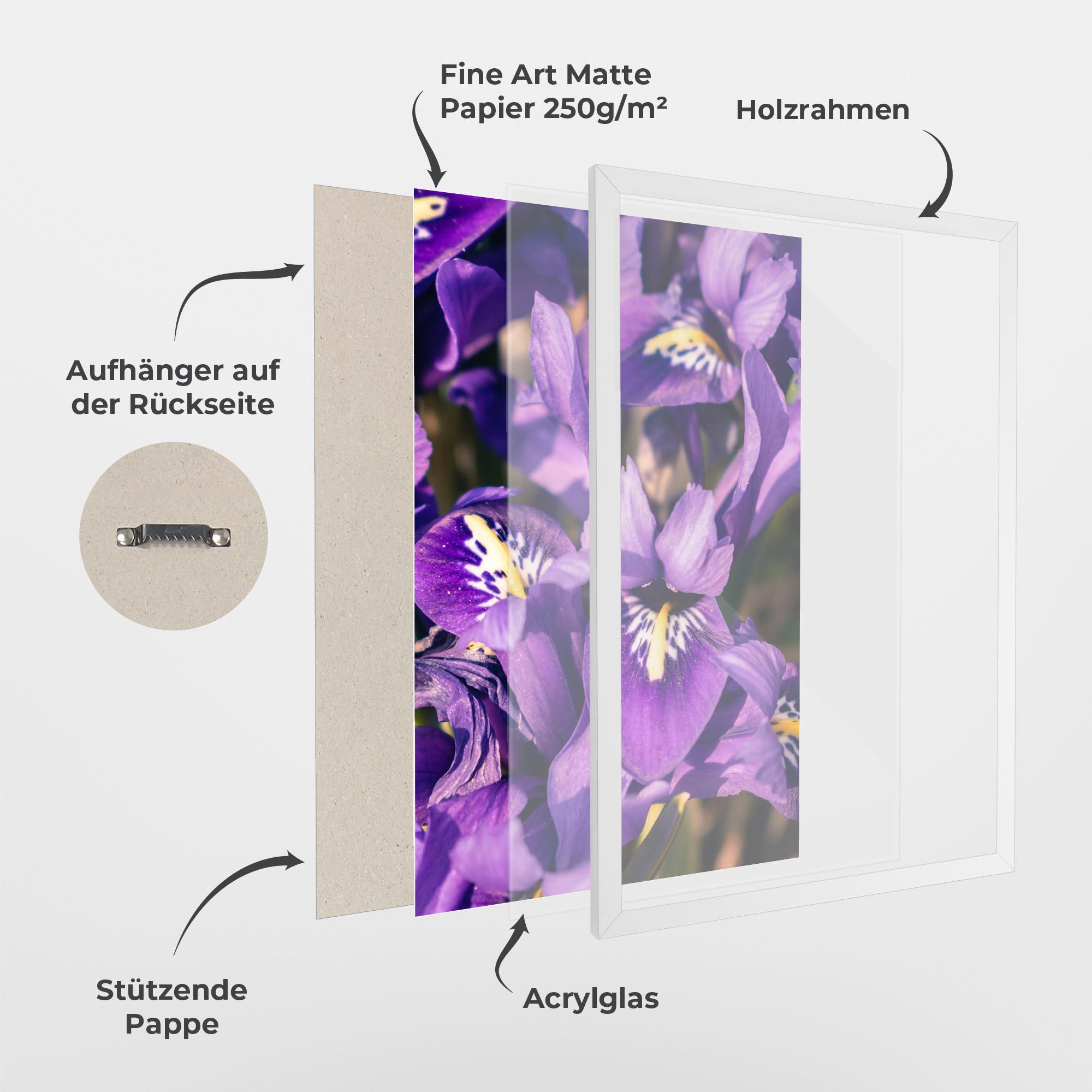 Gerahmte Poster Small Purple Iris mockup 1