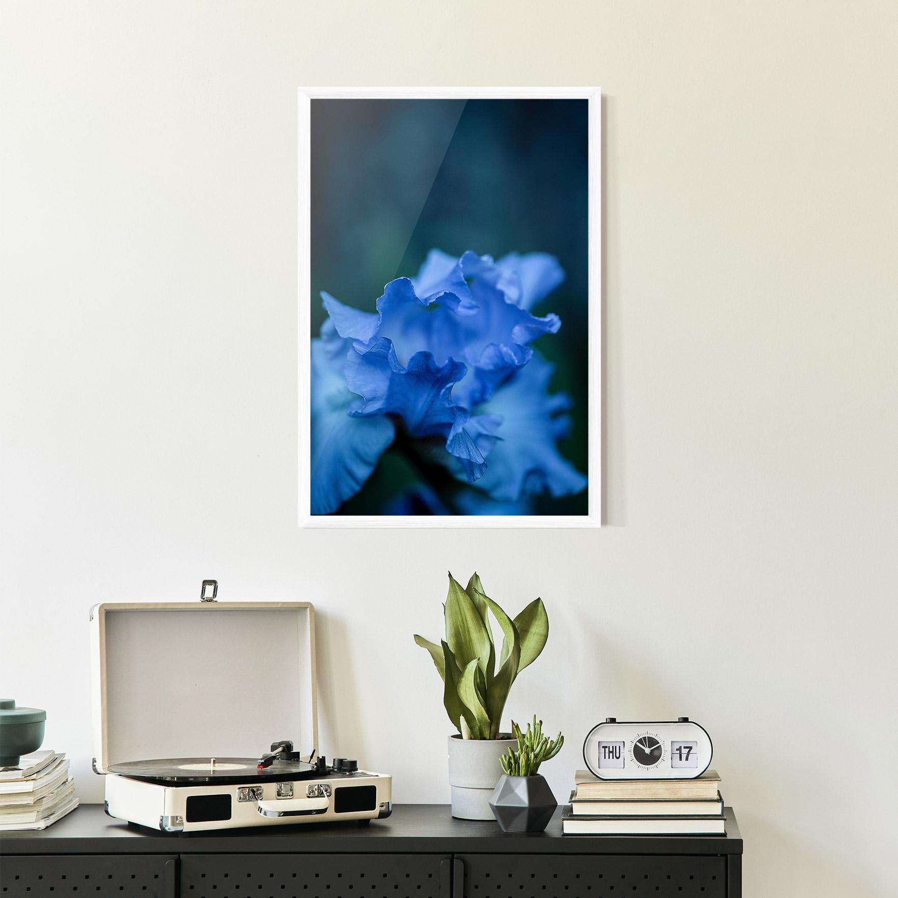 Gerahmte Poster Ocean Blue Iris mockup 2