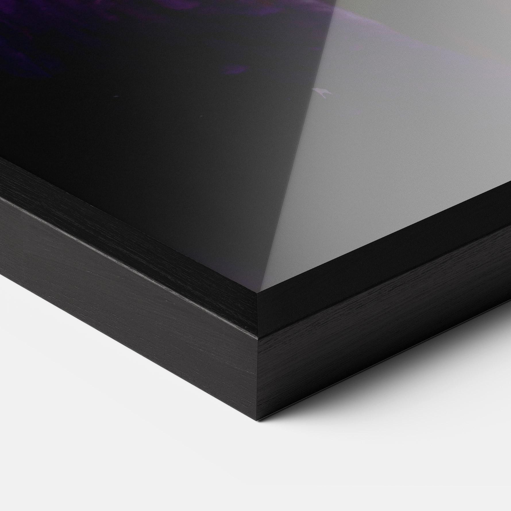 Gerahmte Poster Rain In The Garden mockup 3