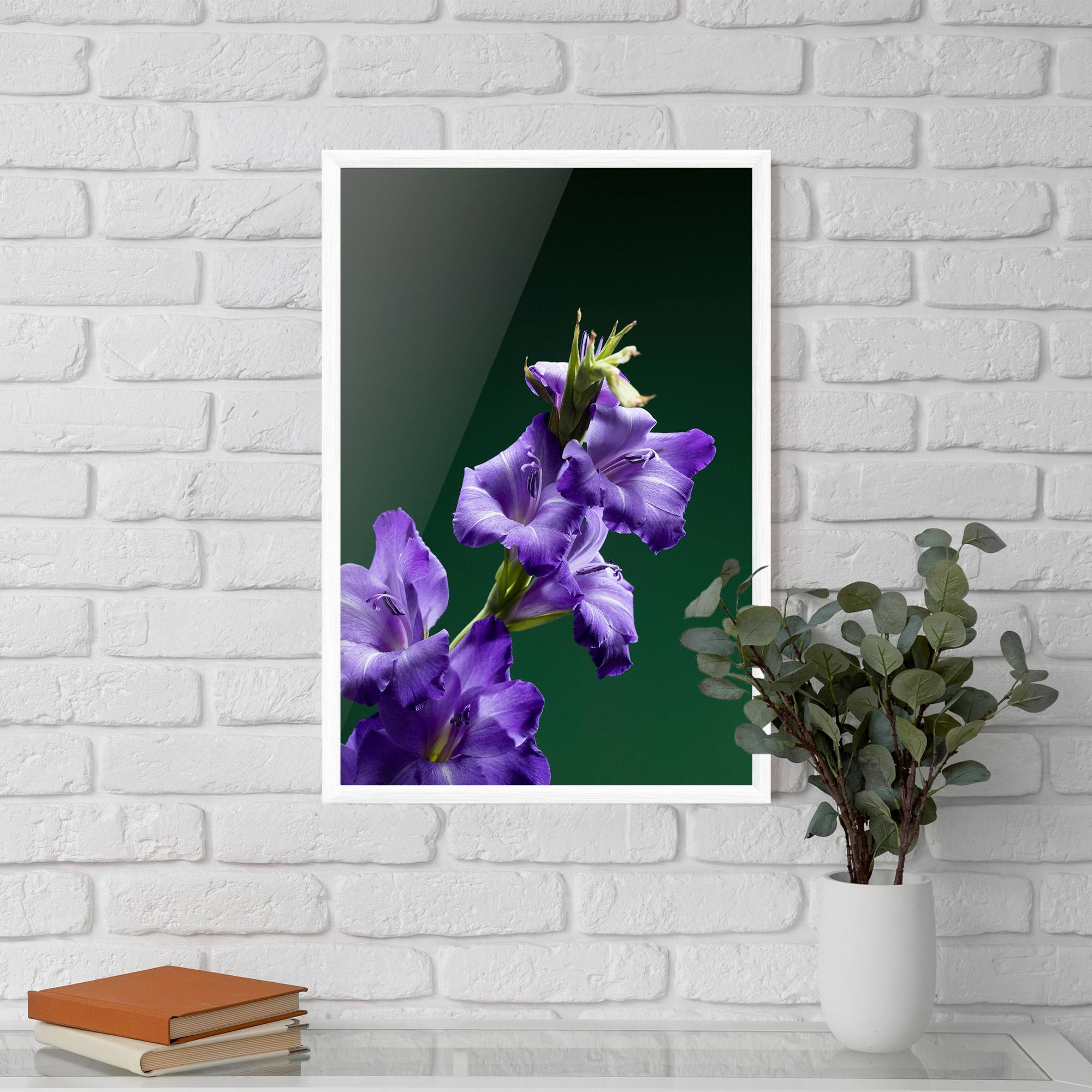 Gerahmte Poster Iris On Green mockup 5