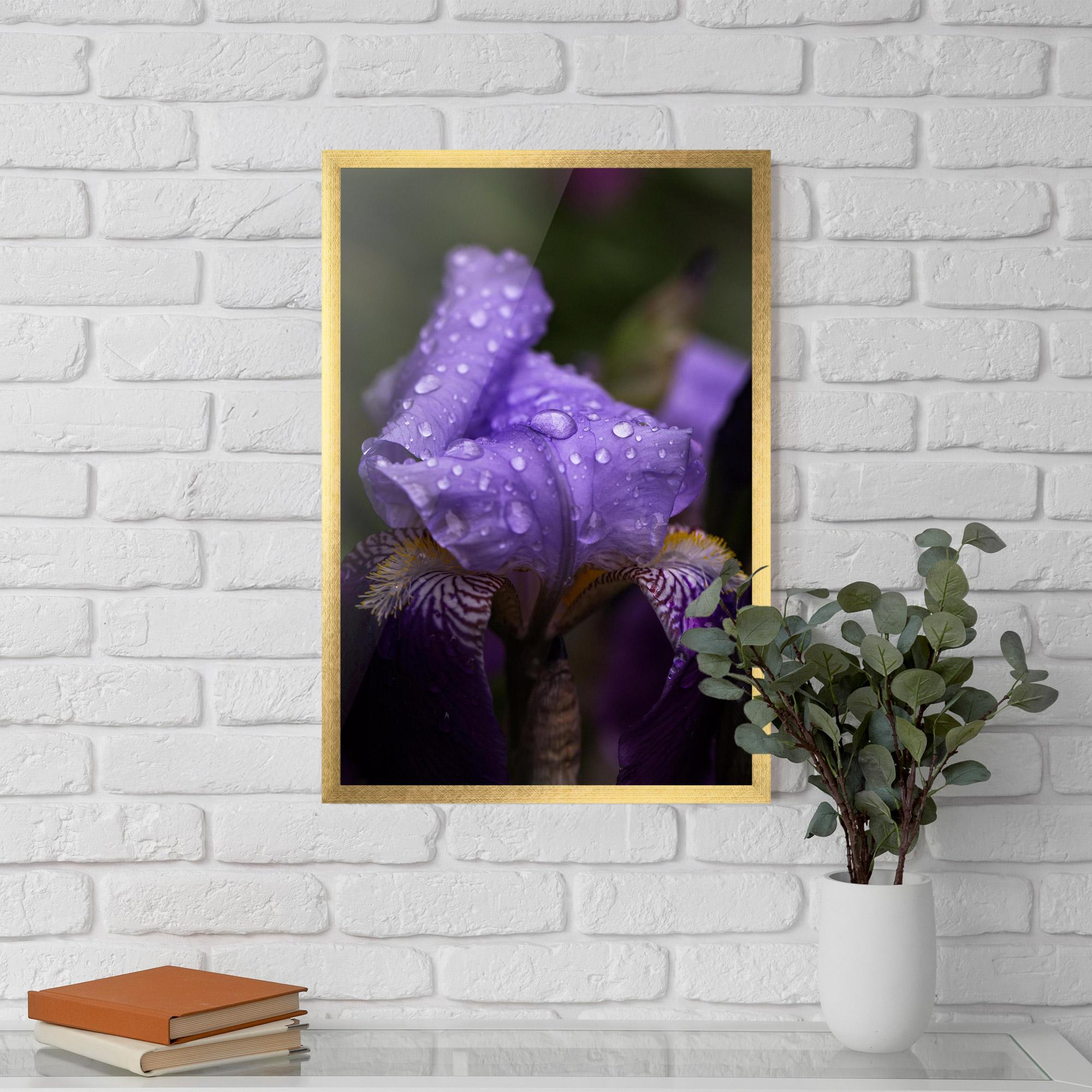 Gerahmte Poster Rain In The Garden mockup 5