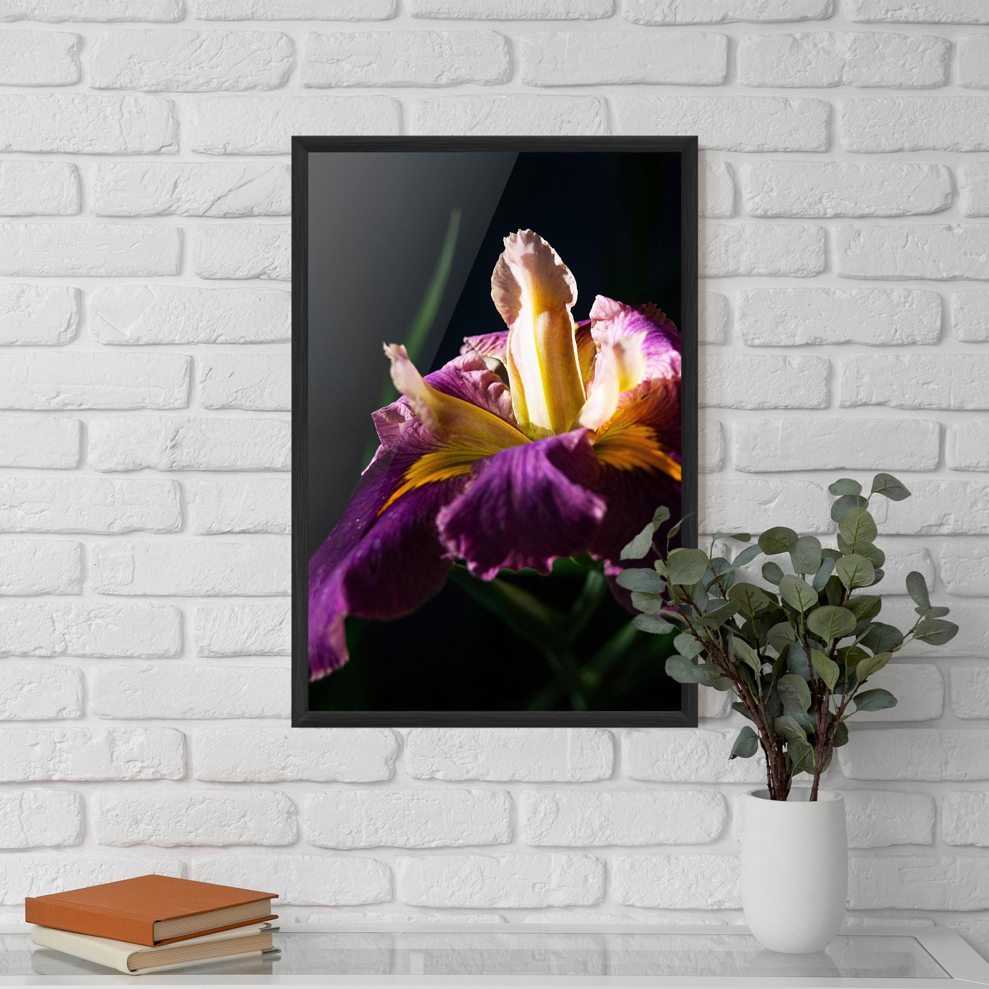 Pastel Yellow Iris mockup 5