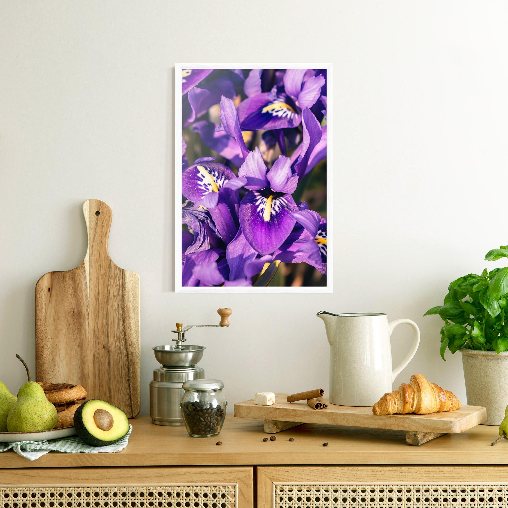 Gerahmte Poster Small Purple Iris mockup 8