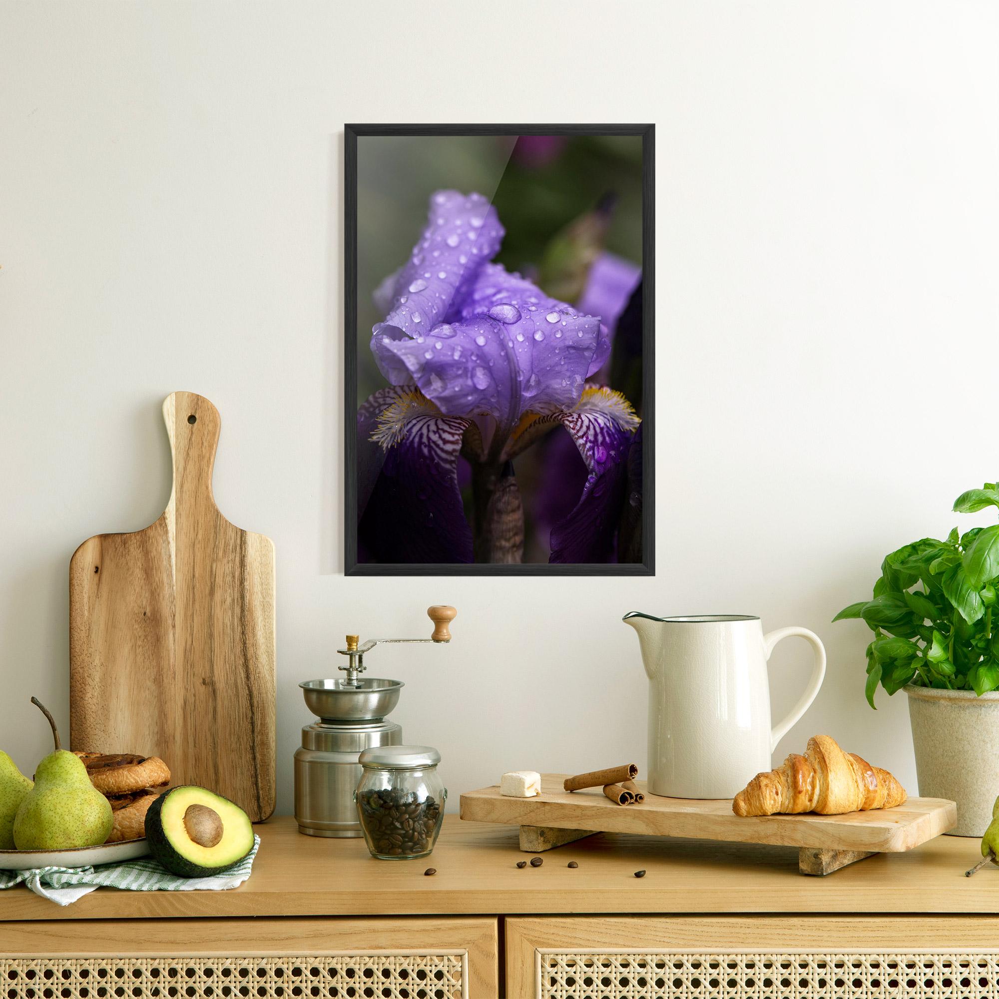 Gerahmte Poster Rain In The Garden mockup 8