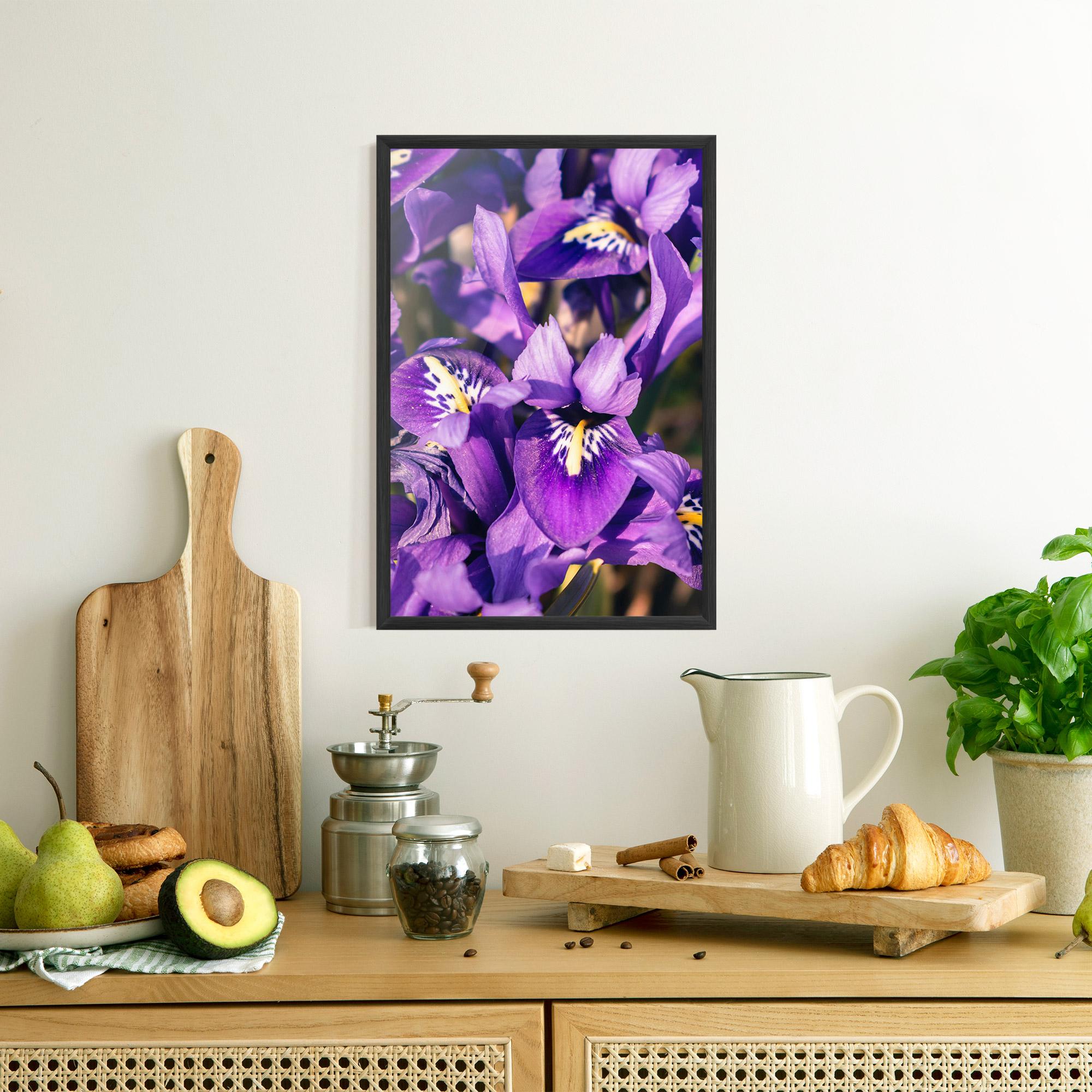 Gerahmte Poster Small Purple Iris mockup 8