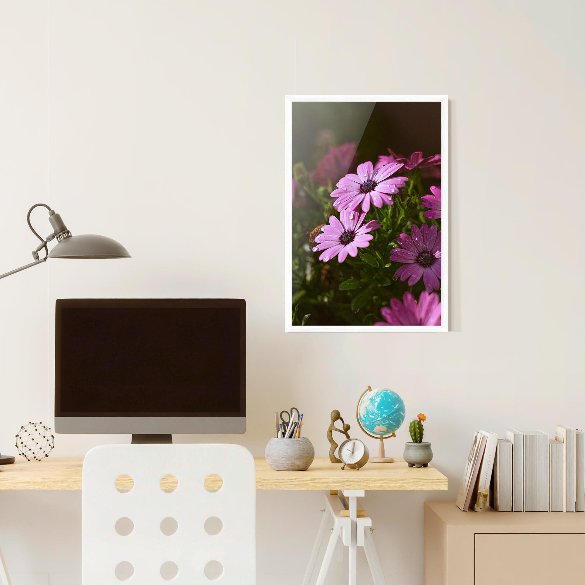 Gerahmte Poster Purple Daisy mockup 6