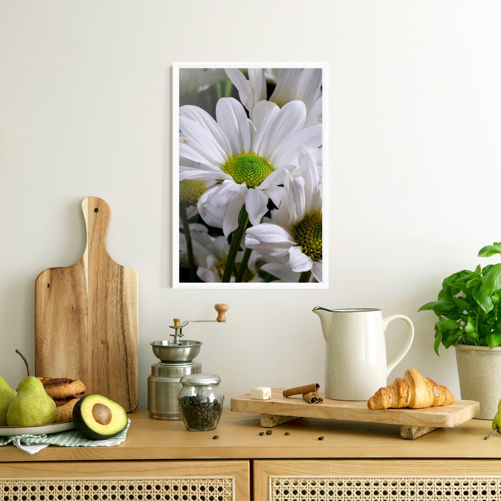 Gerahmte Poster Green Middle Daisy View mockup 8