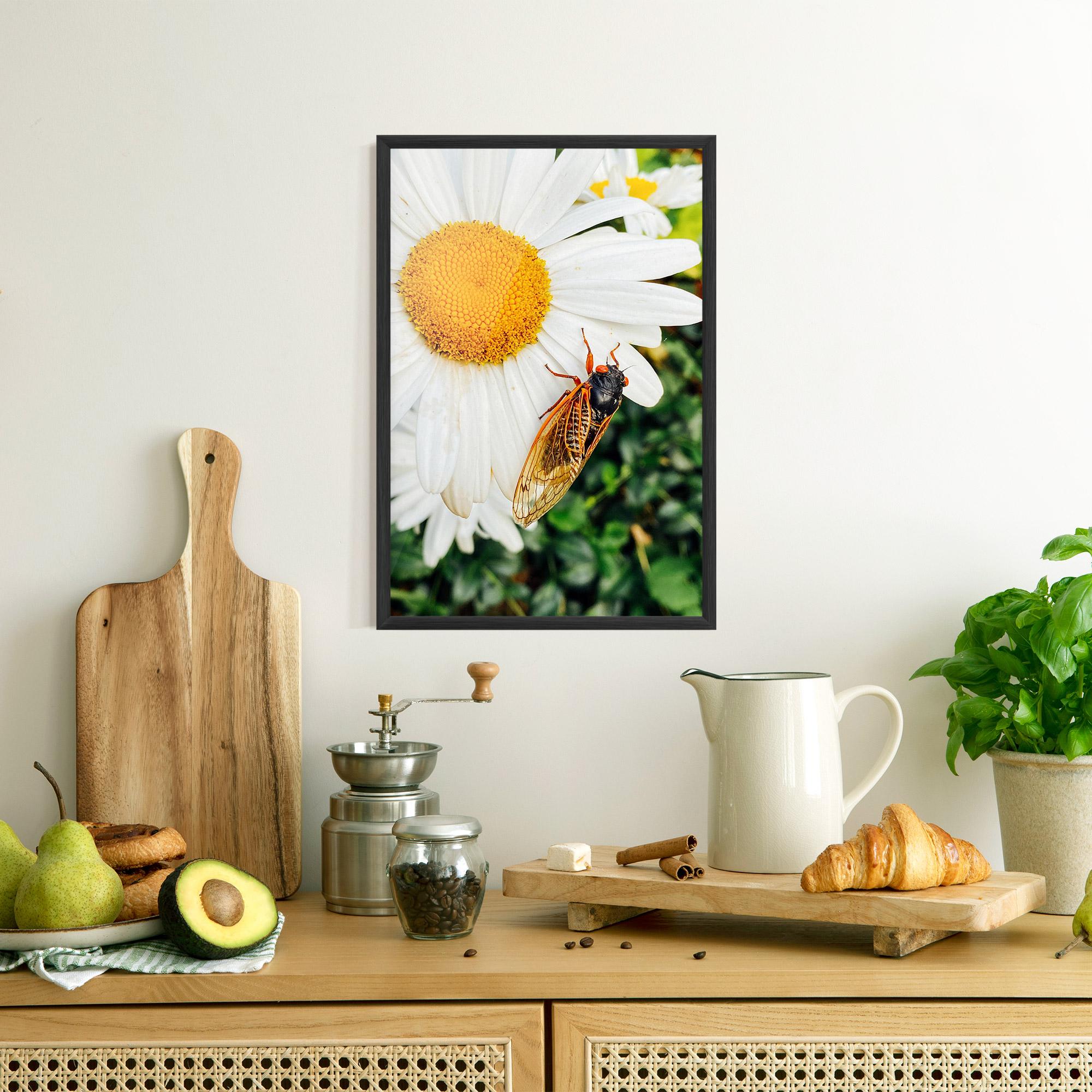 Gerahmte Poster Bug On The Daisy mockup 8