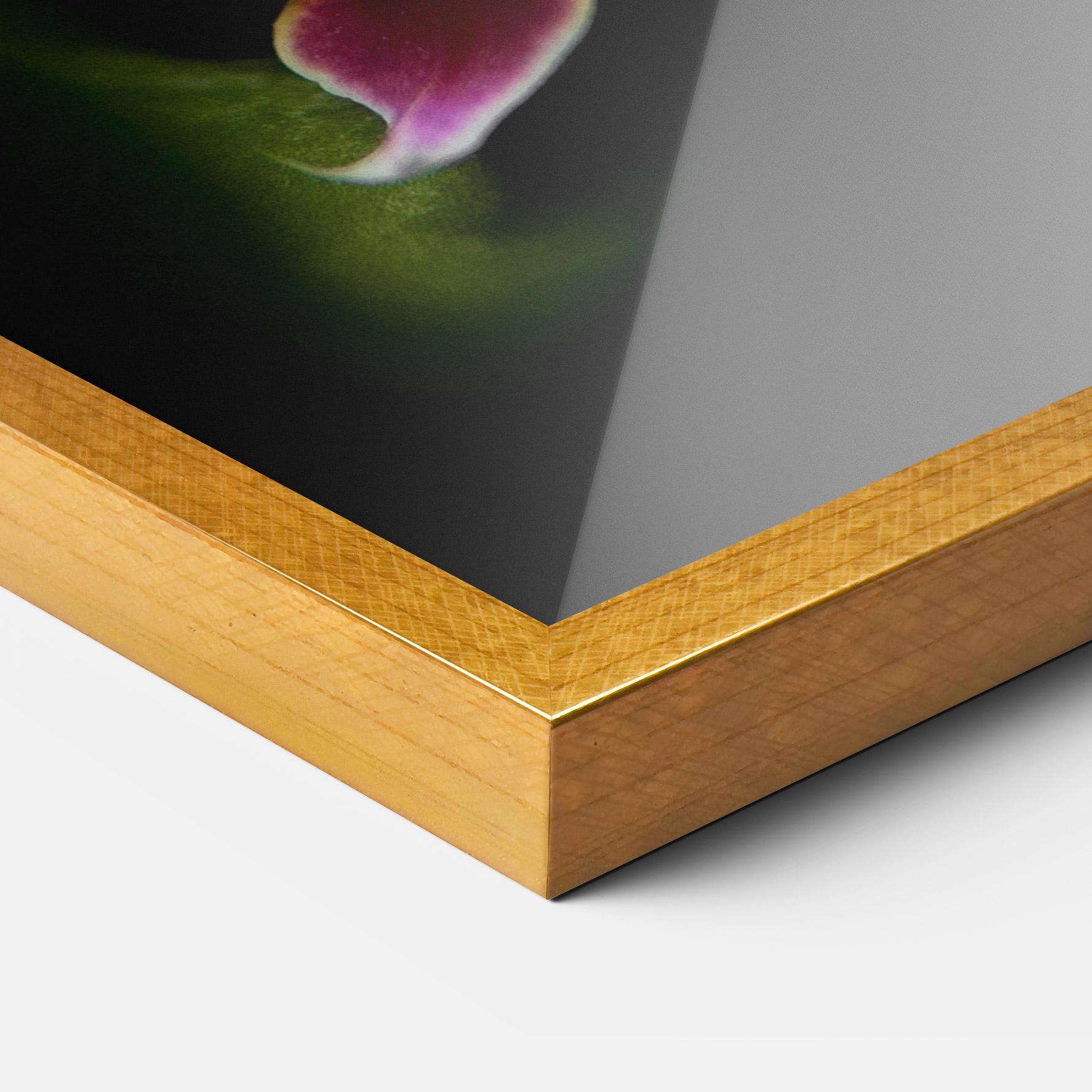 Gerahmte Poster Wild White Purple Orchid mockup 3