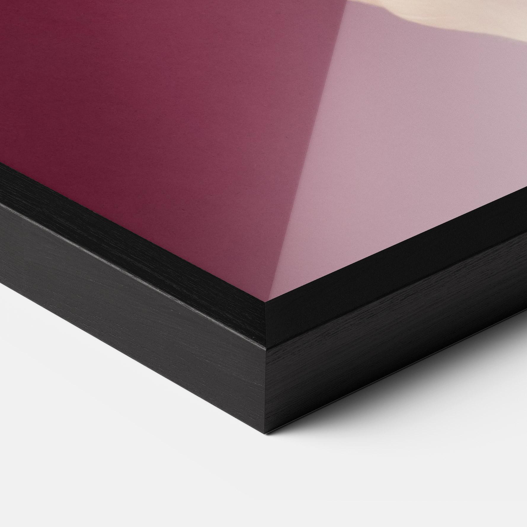 Gerahmte Poster Orchid Holding mockup 3