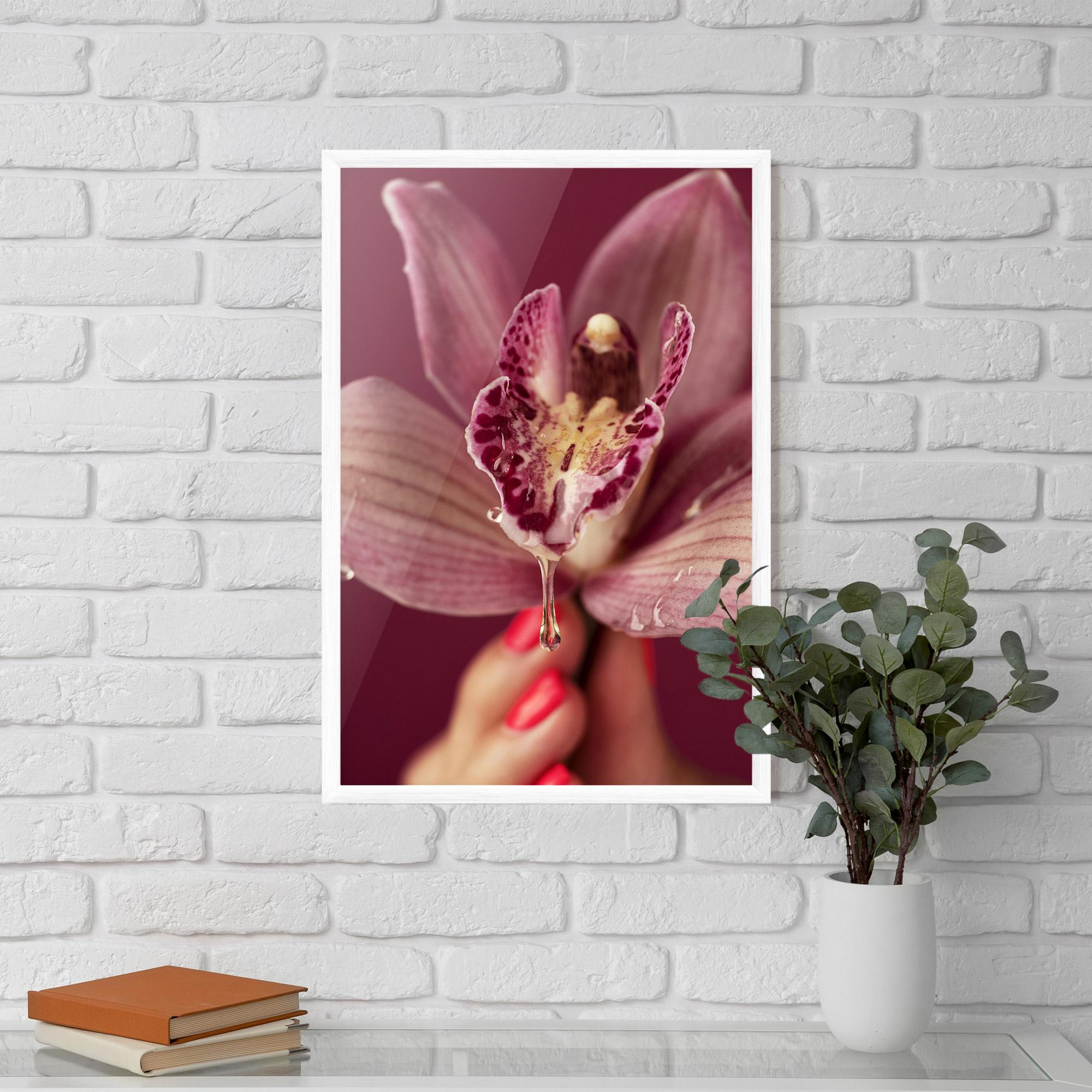 Gerahmte Poster Wet Orchid mockup 5