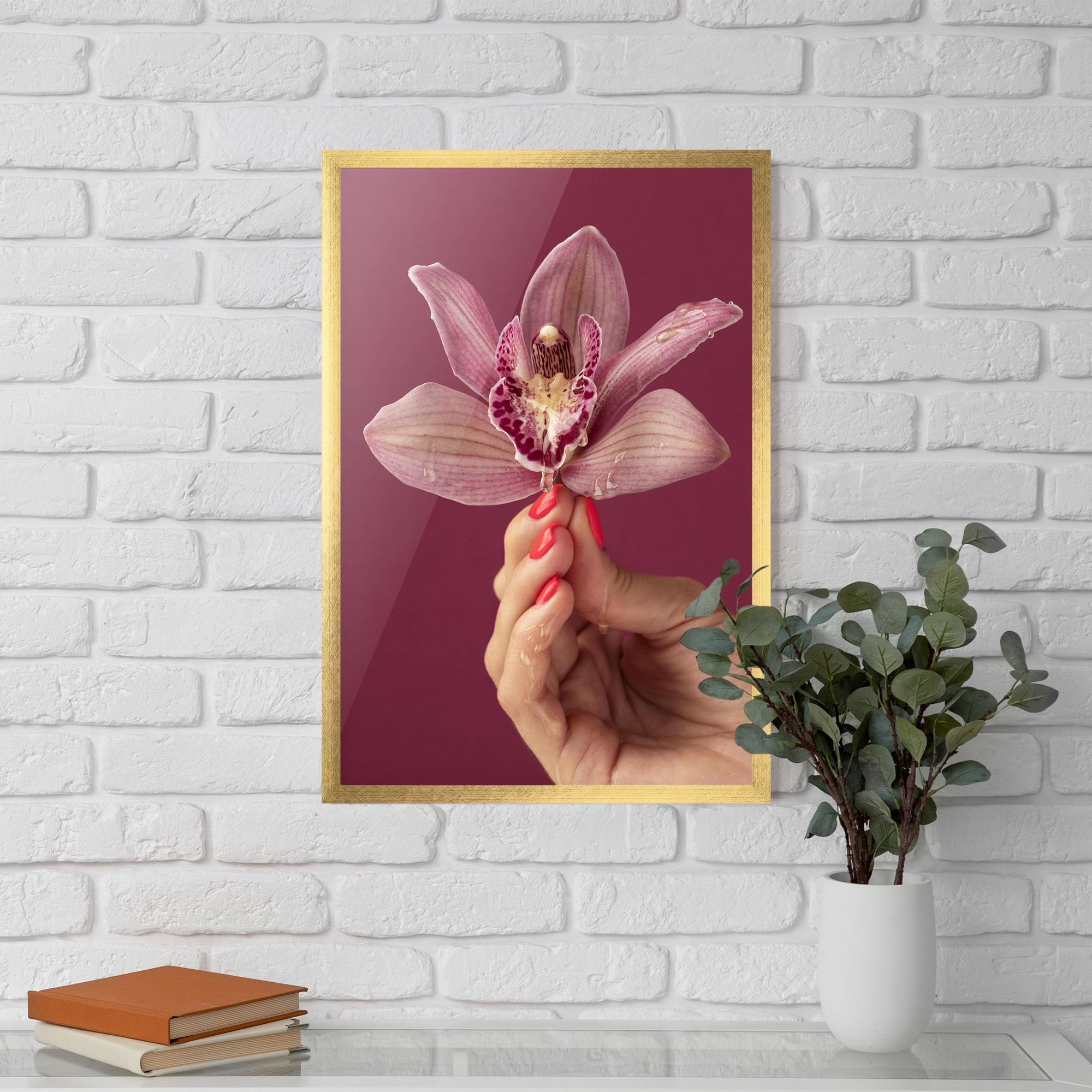 Orchid Holding mockup 5