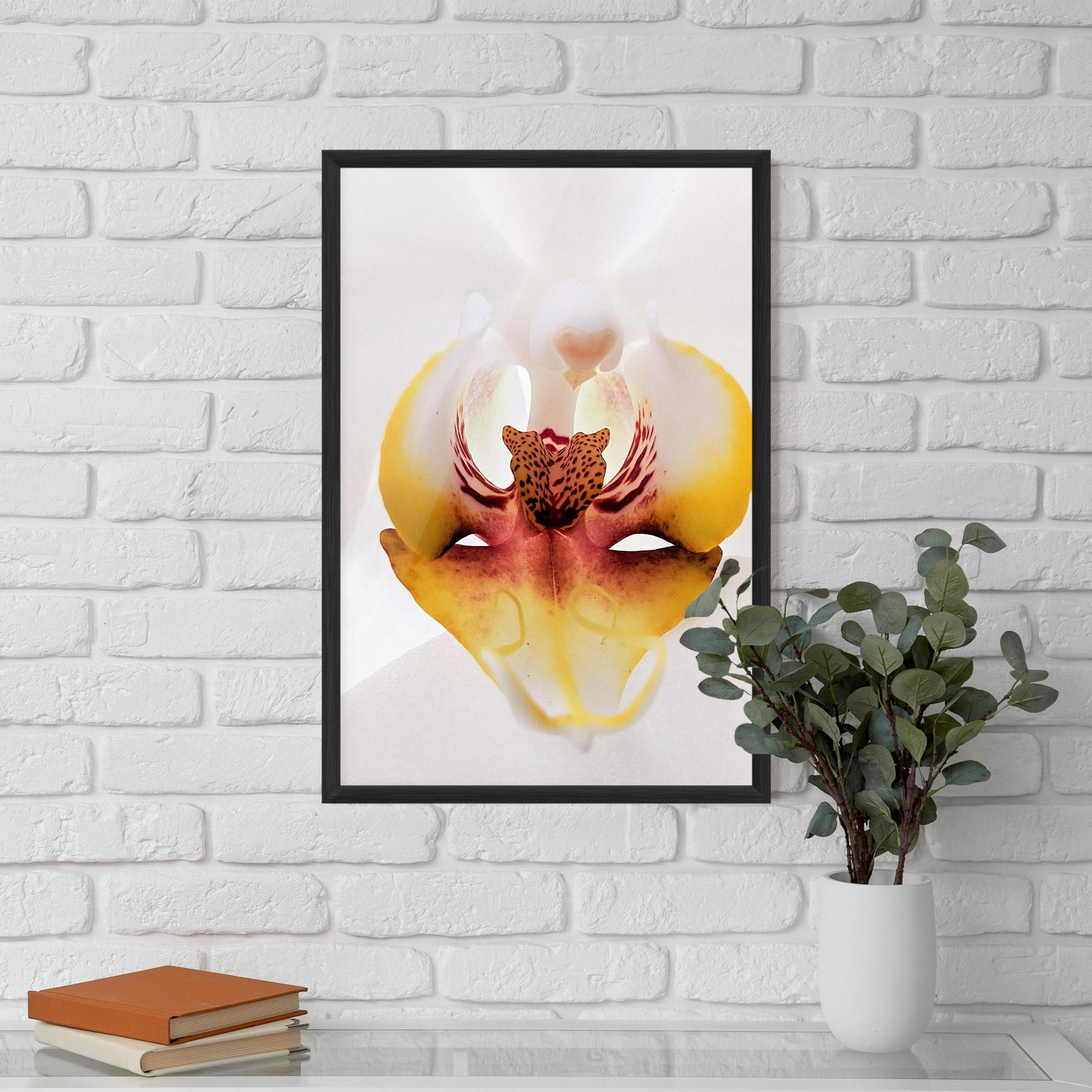 Gerahmte Poster Orchid Close Up mockup 5