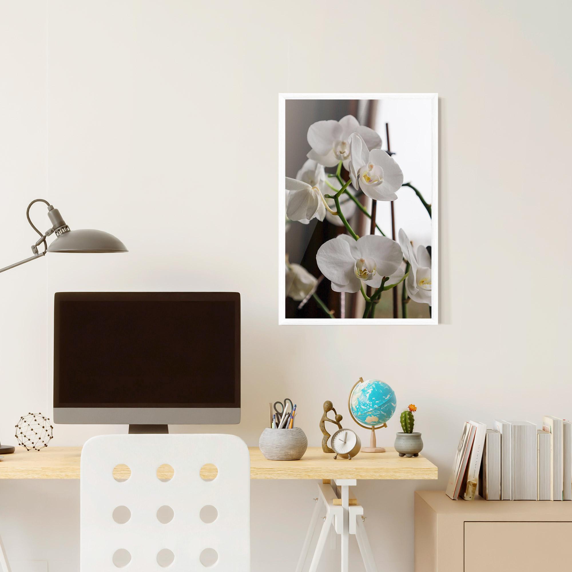 Gerahmte Poster White Orchid Growing mockup 6